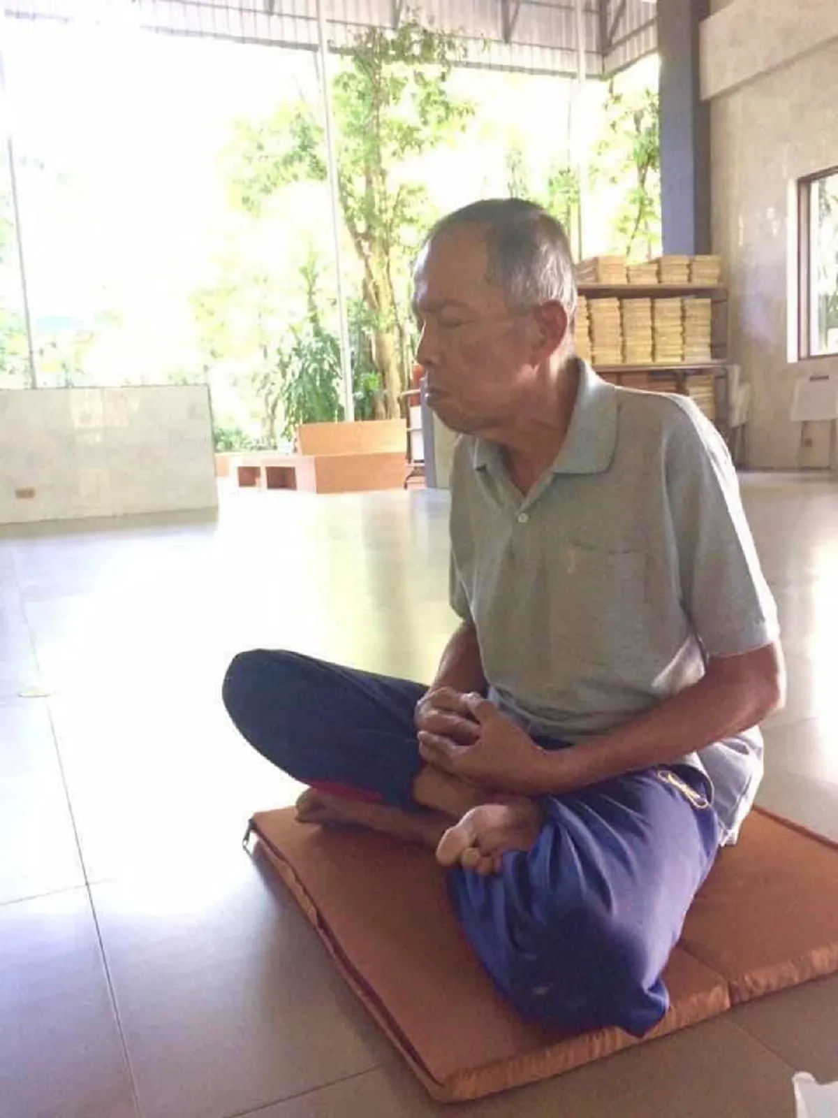 หนุ่มเหลืออด ดูแลคุณลุง ญาติทิ้งมา 6 ปี  ก่อนสงสารยื่นร้องขอศาลส่งหมายเรียกให้มาเยี่ยม ยังไม่มีใครคิดจะมาสักคน