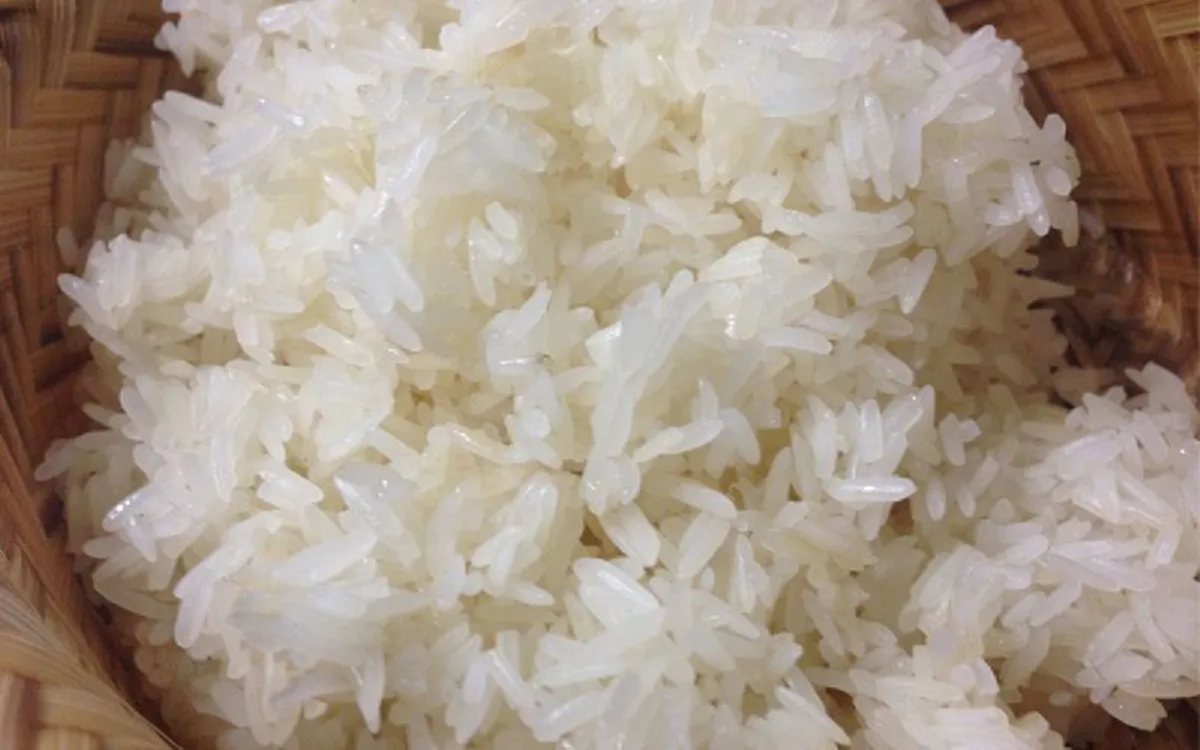 กระจ่างแล้ว ทำไมกินข้าวเหนียวแล้วถึงง่วง พบคำตอบได้ที่นี่