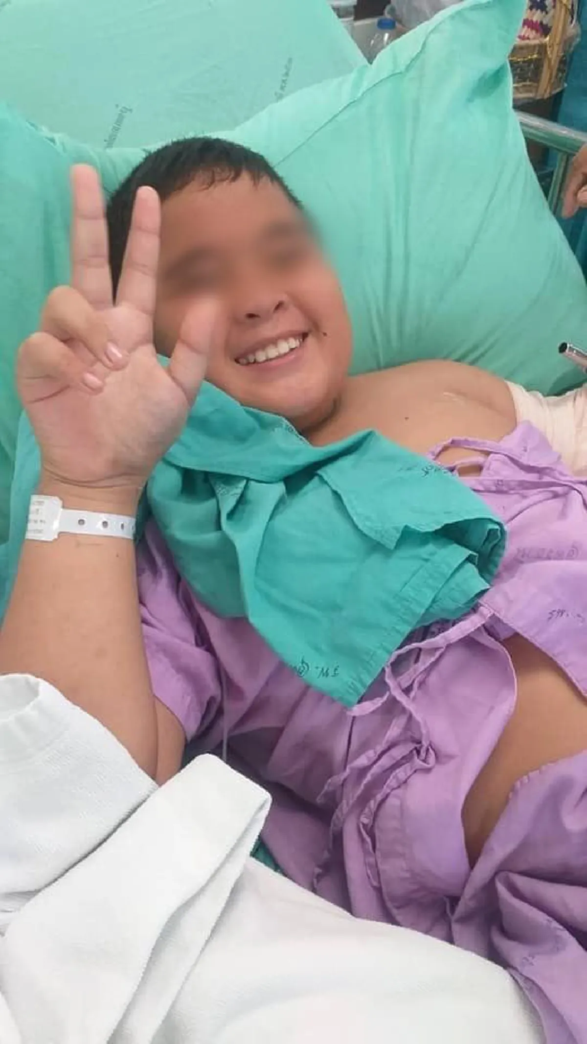 อาการล่าสุด น้องแมนยู ตอนนี้แขนเริ่มมีความรู้สึกมากขึ้น