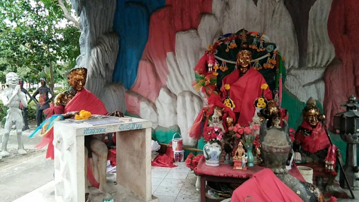 นรก สวรรค์ อยู่ใกล้นิดเดียว!! ชวนเที่ยววัดไผ่โรงวัว หนึ่งเดียวในประเทศไทย ที่จะทำให้ชาวพุทธซาบซึ่งในบาปบุญคุณโทษ #บารมีหลวงพ่อขอม