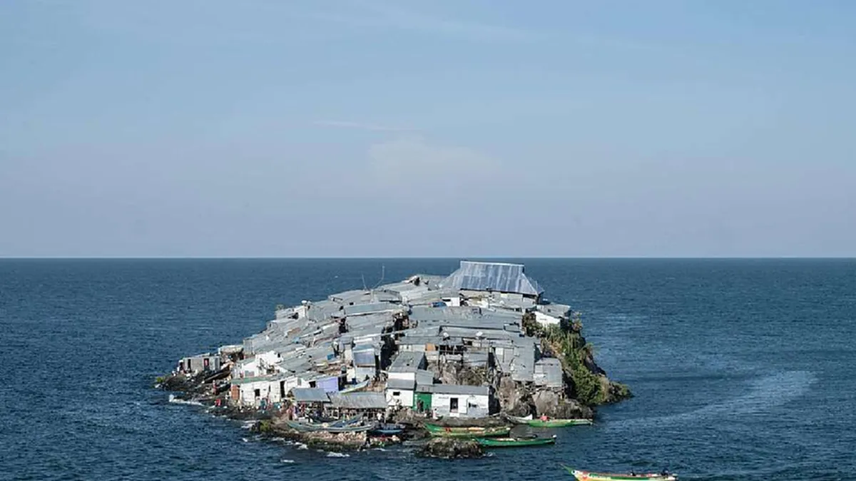 เผยภาพ มิกิงโก เกาะขนาดเล็กที่มีประชากรอาศัยอยู่หนาแน่นที่สุดในโลก