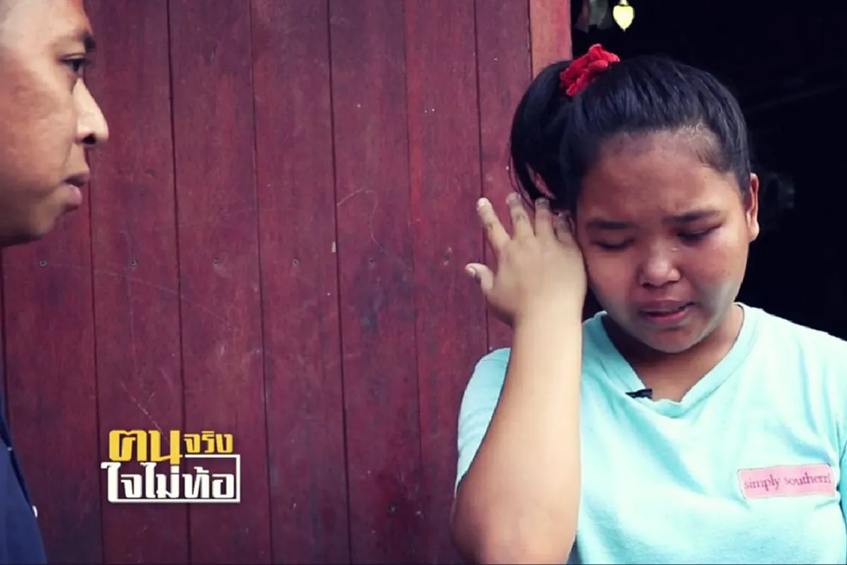 อนิจจา 9 ชีวิต ต้องกินข้าวต้มกับเกลือ ประทังหิวให้อยู่รอด ยิ่งสลดใจหลานคนโตต้องออกจาก รร. มารีดนมวัวส่งน้องเรียนหนังสือ