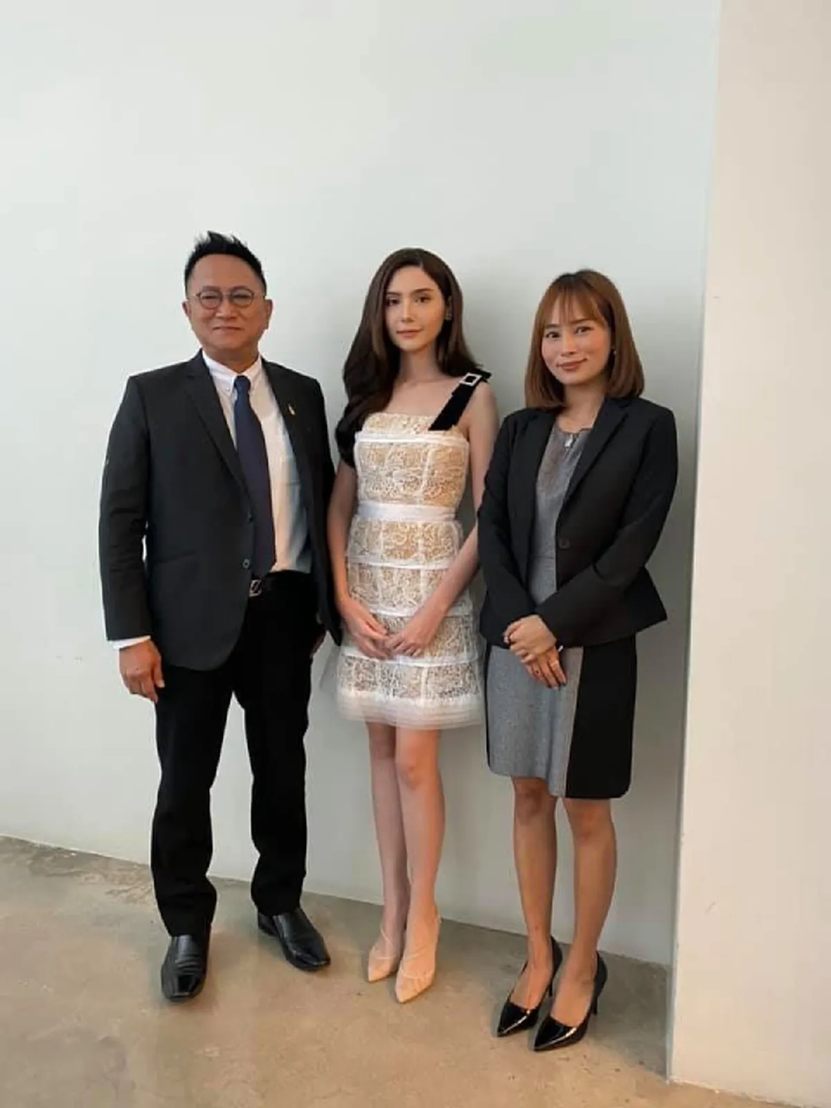 ทนายความ ซาร่า คาซิงกินี แฉค่าดูแลที่ ไมค์ พิรัชต์ จ่ายให้ตลอด 6 ปี แถมเหน็บถอนคำร้อง เจอชาวเน็ตรุมคอมเม้นต์สนั่น
