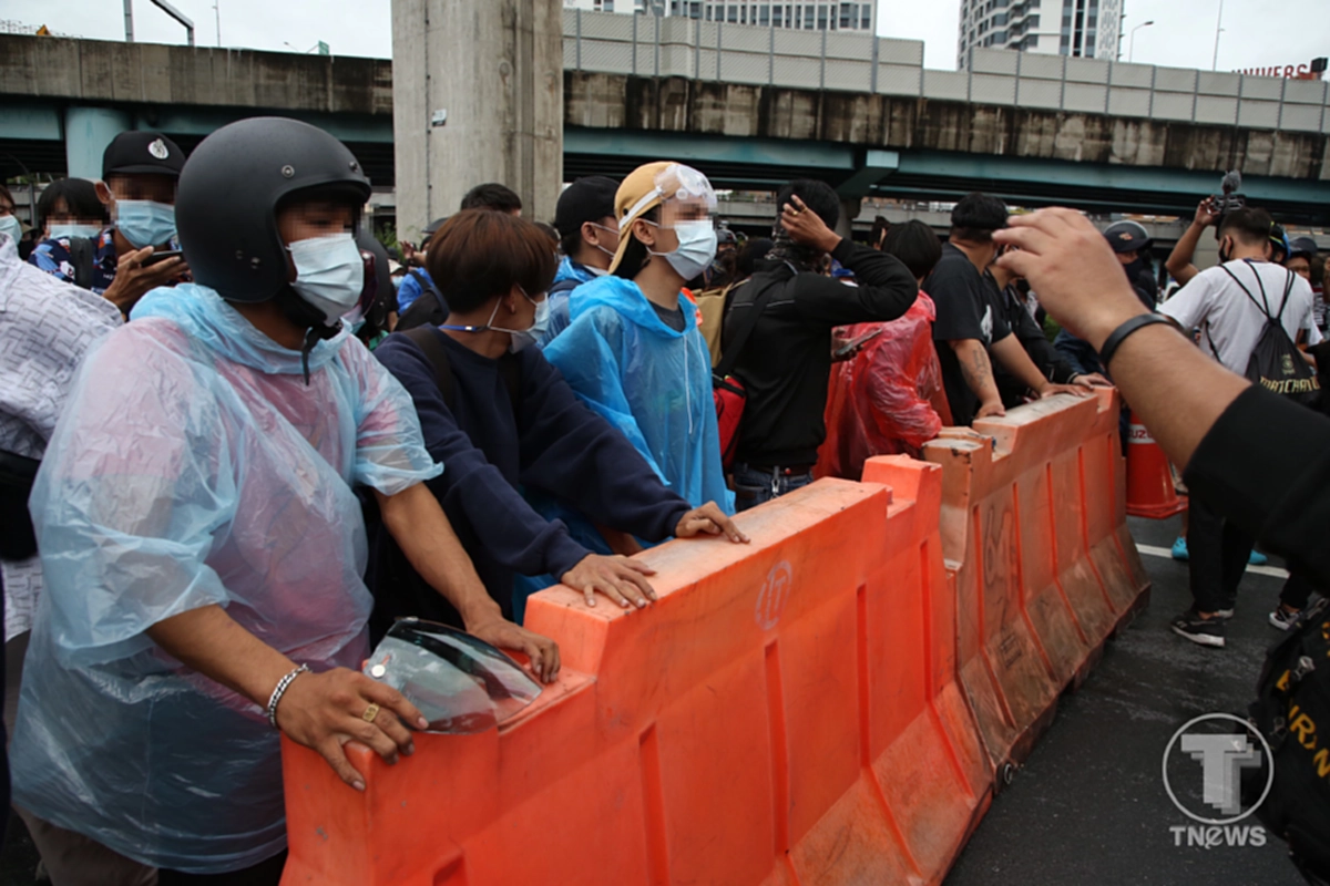 ประกาศยุติการชุมนุมวันนี้ 2 ทุ่ม ขอให้ทุกคนแยกย้าย