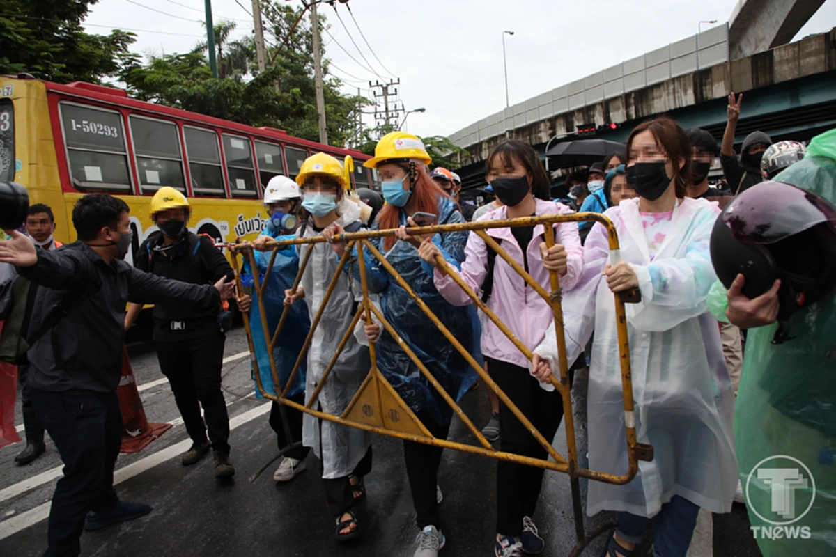 ประกาศยุติการชุมนุมวันนี้ 2 ทุ่ม ขอให้ทุกคนแยกย้าย