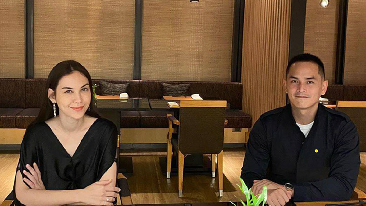 สงกรานต์ อัพภาพสตอรี่ไหว้ย่าโม โดยไร้เงา แมท ภีรนีย์ เคียงข้าง ท่ามกลางกระแสข่าวลือรักร้าว