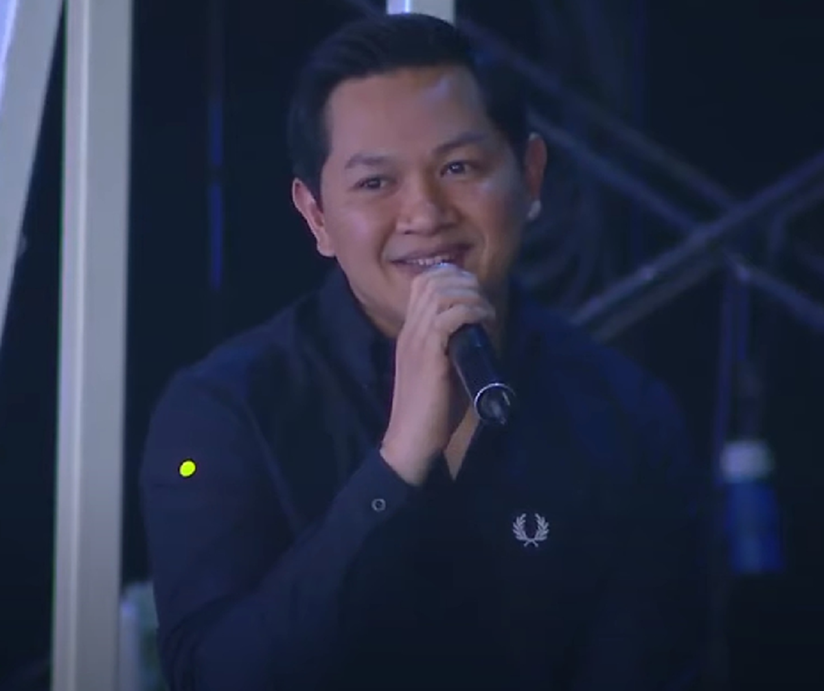 ป๊อป นิธิ รู้สึกผิด เอ่ยคำขอโทษภรรยา กลางรายการ หลังทำ เป้ย ปานวาด หัวใจสลายแอบนอกใจหลายครั้ง