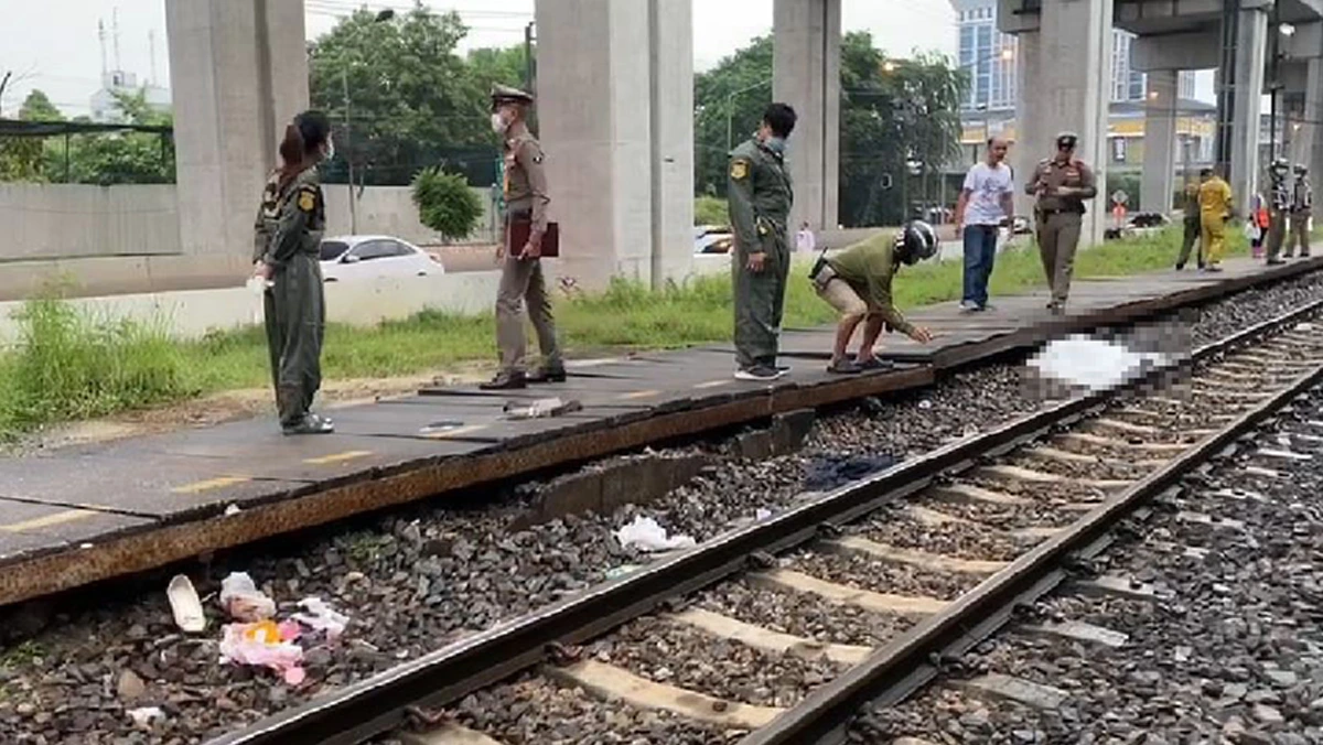 สาวการรถไฟลื่นพลัดตกรางถูกม้าเหล็กเหยียบร่าง คนขนของเห็นตอนเช้ามืดคิดว่าเป็นตุ๊กตา