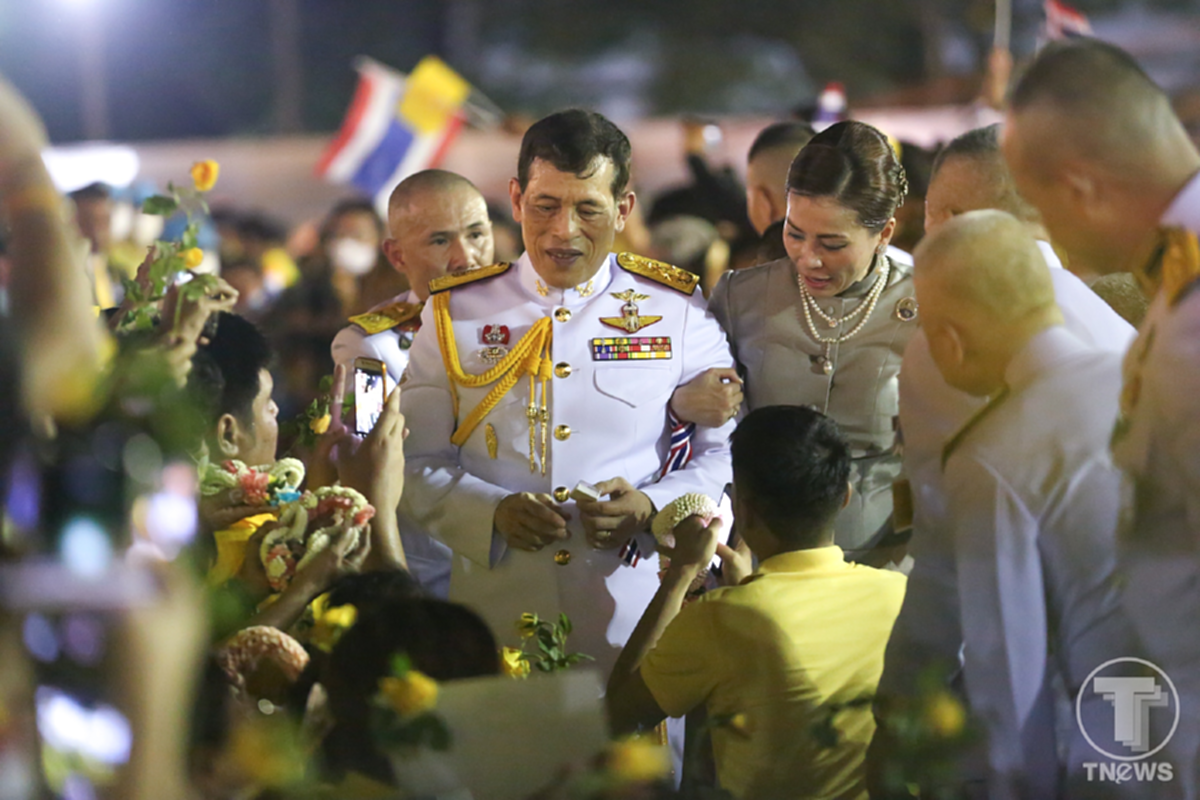 เผยภาพฉลองพระบาท ในหลวง ร.๑๐ ขณะเสด็จยังท้องสนามหลวง