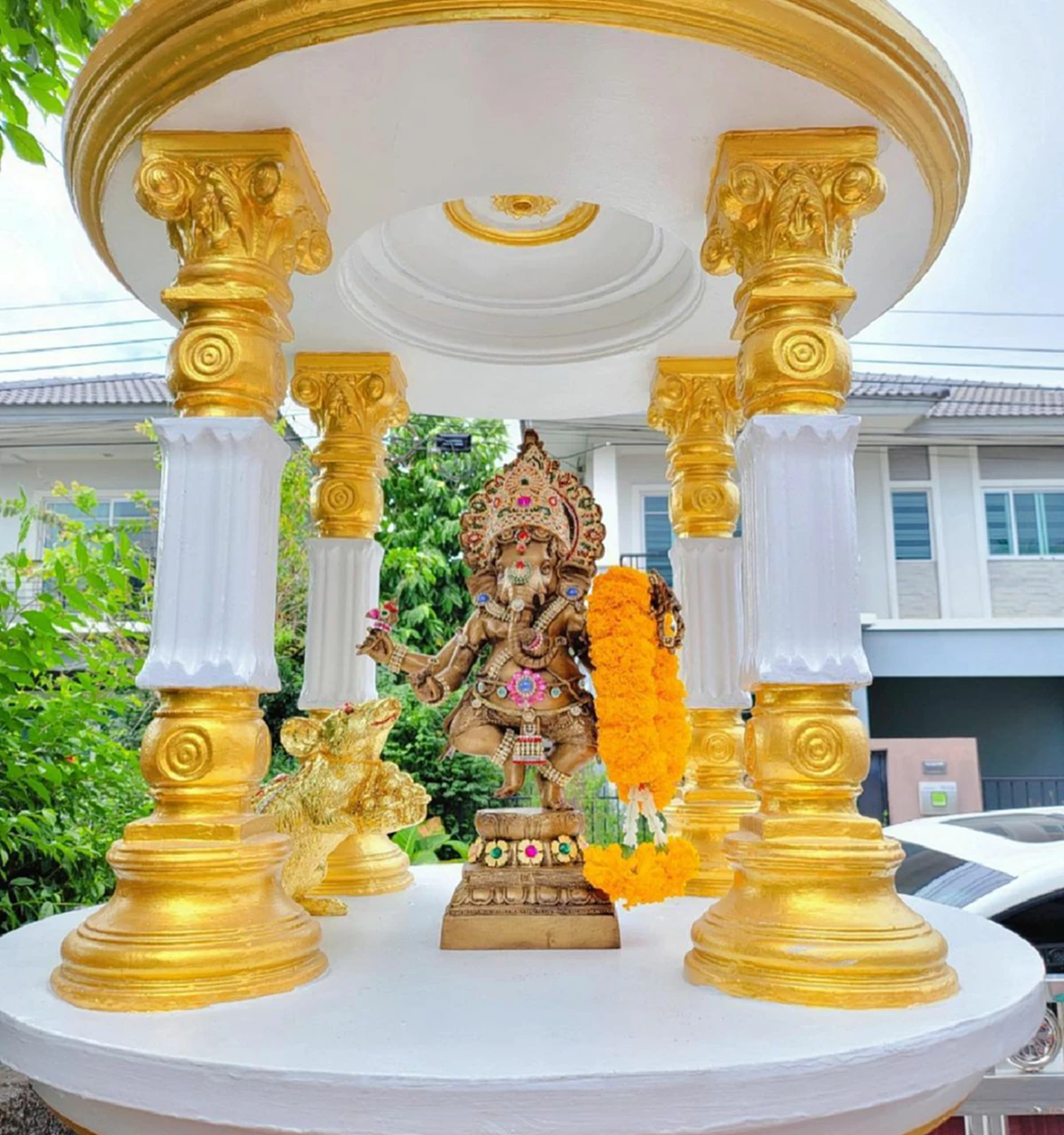 แจ็ค แฟนฉัน ถือฤกษ์ดี วันที่ 11 เดือน 11 อันเชิญองค์พระพิฆเนศปางลีลาเข้าบ้าน