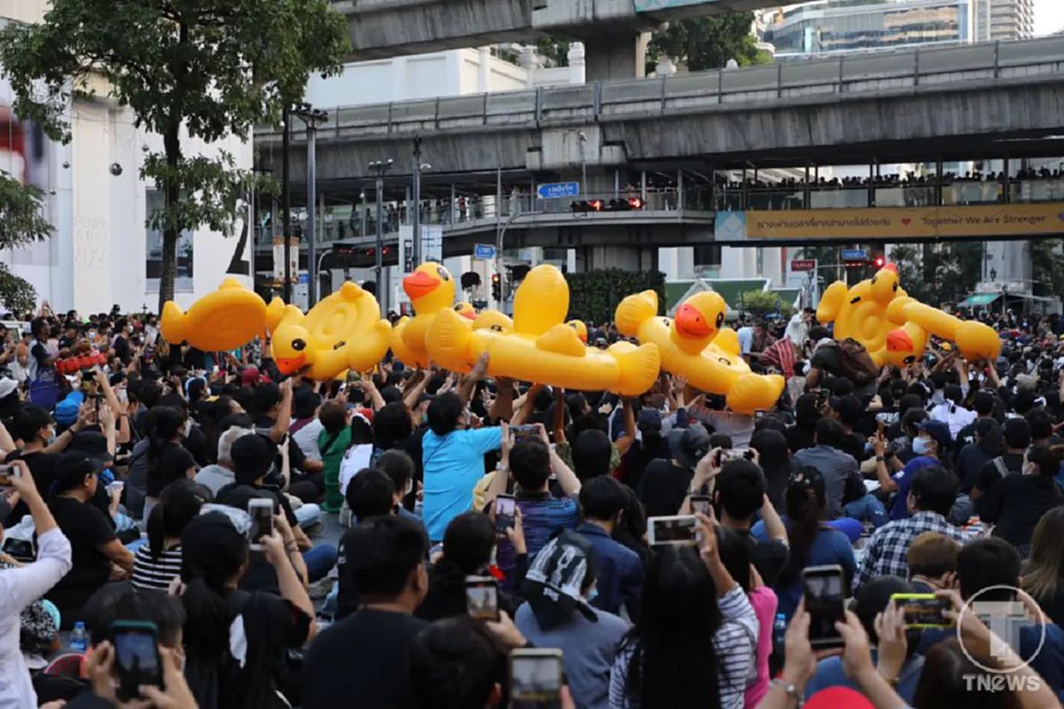 จากปากส.ว.เอง "สมชาย"โพร่งแล้ว เริ่มแจ้งม.112 แกนนำม็อบ ลั่น ช่องทางธรรมชาติถูกปิดหมดแล้ว