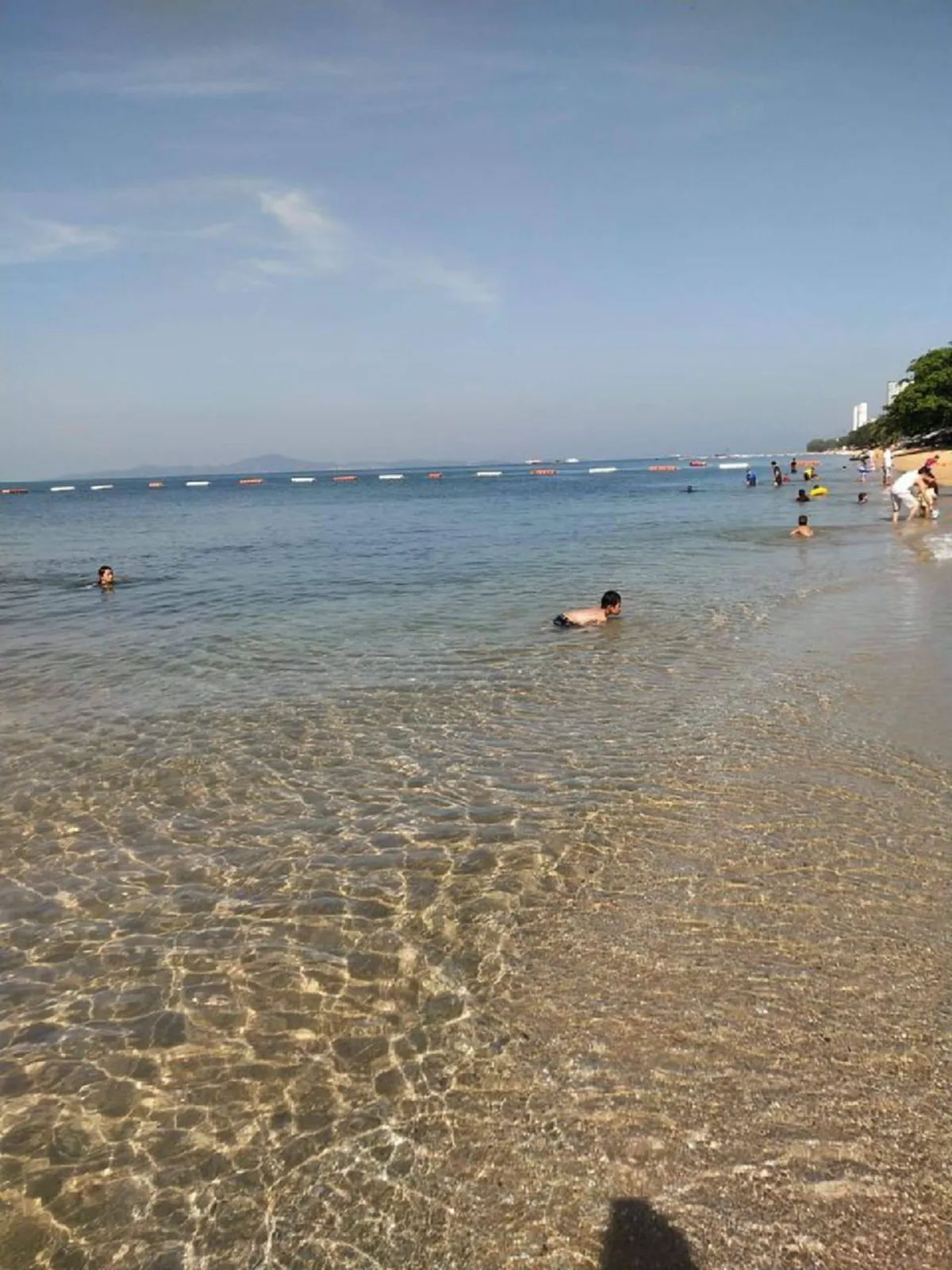 เผยภาพหาดจอมเทียนน้ำใสแจ๋ว จนต้องร้องว้าวดังๆ นึกว่าอยู่เกาะมัลดีฟ