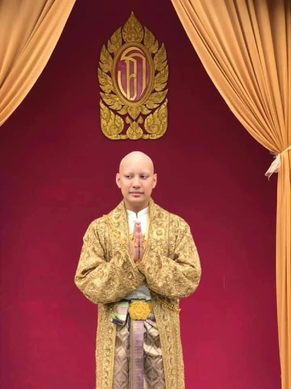 พระพยอม เห็นแล้วต้องเตือน จีจี้โชว์รวย บวชร้อยล้าน สวนสิ้นเชิงคำสอนพระพุทธเจ้า