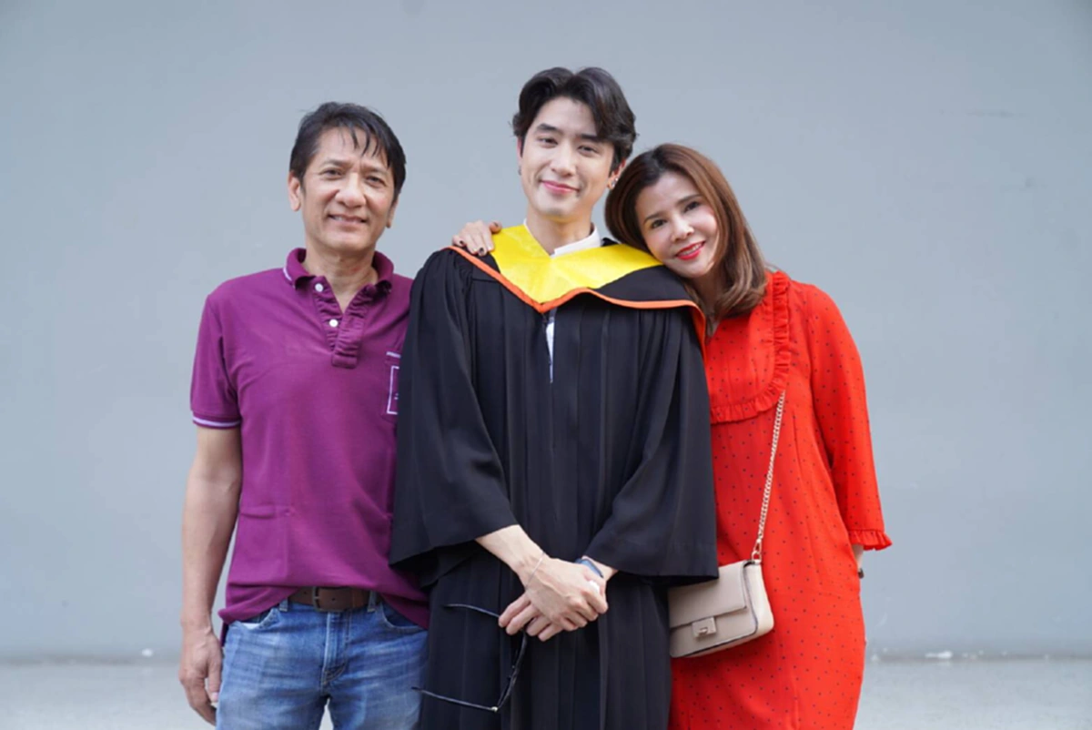 ปังปอนด์ อัครวุฒิ เรียนจบปริญญาตรี พร้อมลุยงานละครเต็มที่