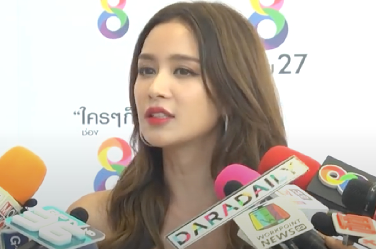 เบนซ์ ปุณยาพร เปิดใจครั้งแรก หลังถ่ายรูปร่วมเฟรม สงกรานต์ เตชะณรงค์ จนถูกถามถึงความสัมพันธ์