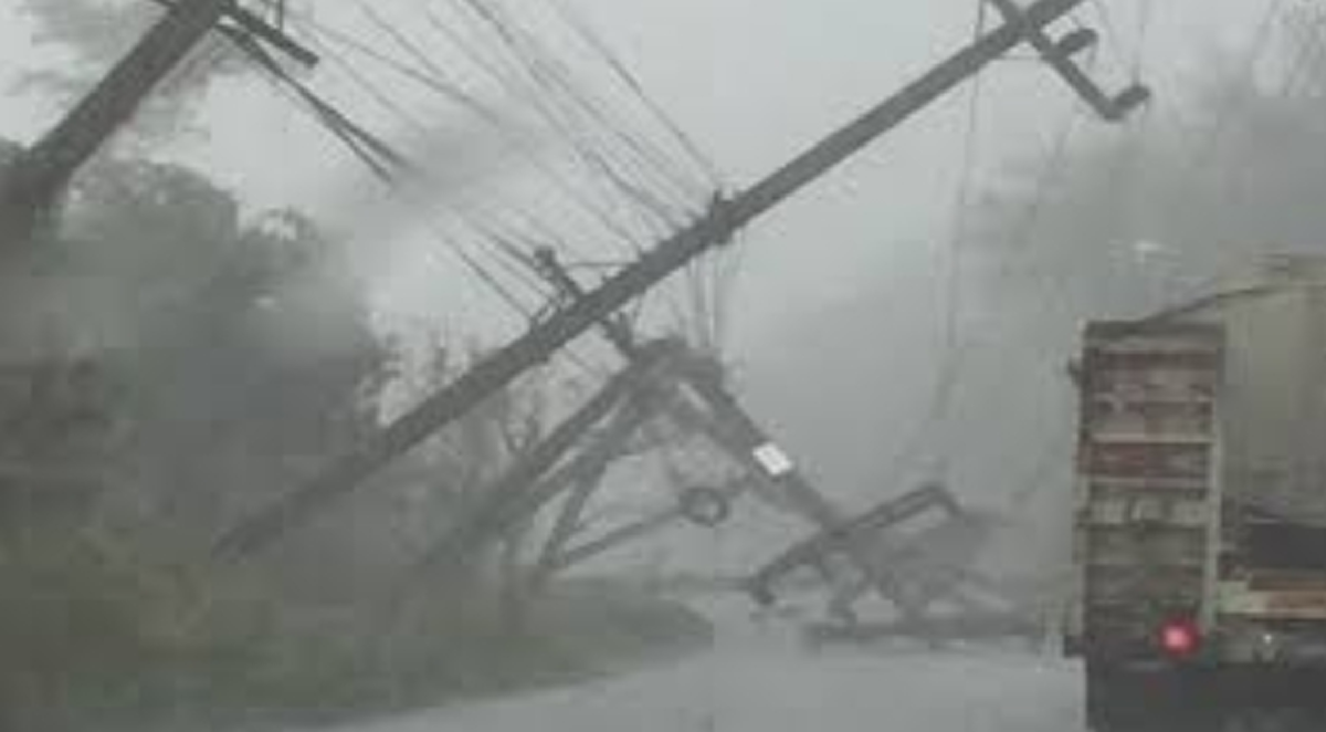 อุตุฯ ประกาศเตือนภัย ฝนตกหนักและคลื่นลมแรงบริเวณภาคใต้ ฉบับที่ 13