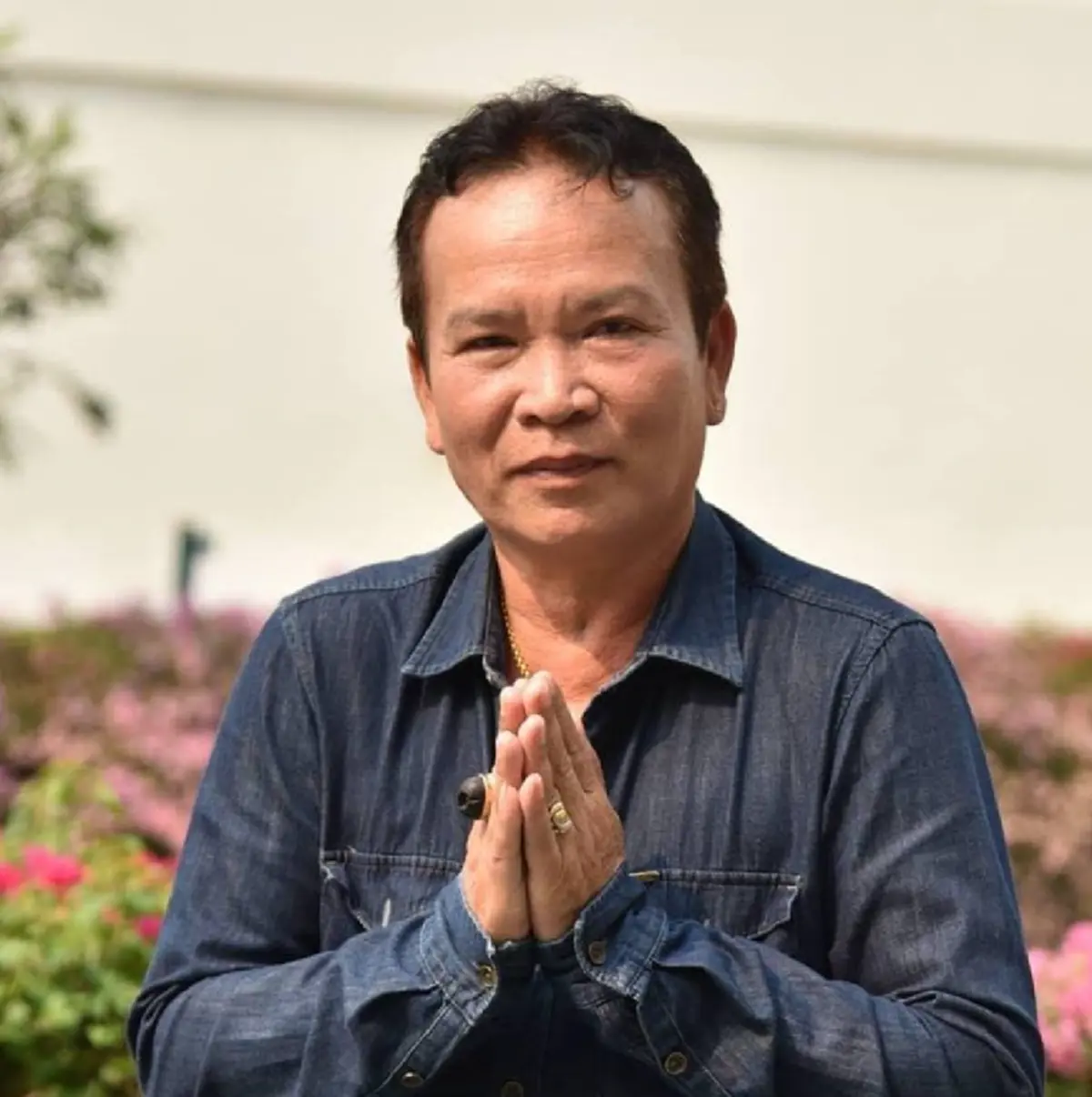 อนุโมทนา  นักร้องรุ่นใหญ่ "พรศักดิ์ ส่องแสง" ลาบวชในวัย 60 ปี