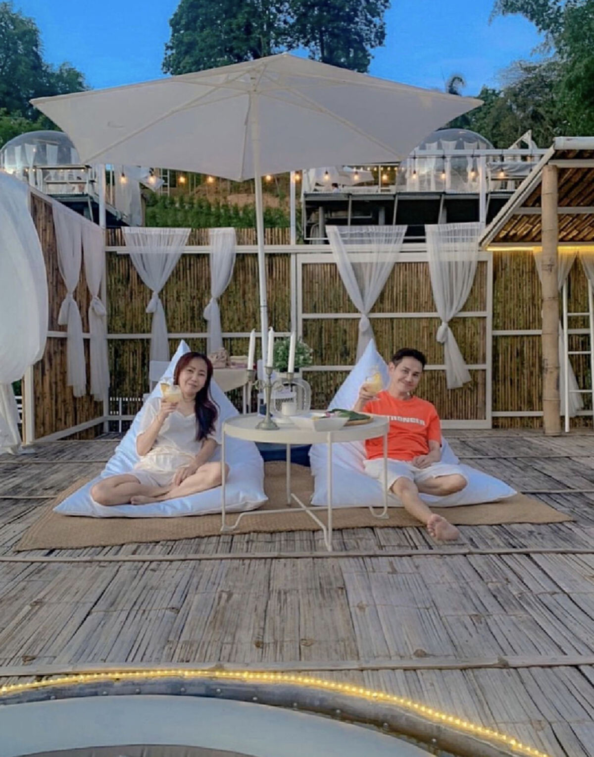 เอ ไชยา ควงภรรยาเที่ยวกาญจนบุรี เติมความหวานในช่วงวันหยุด