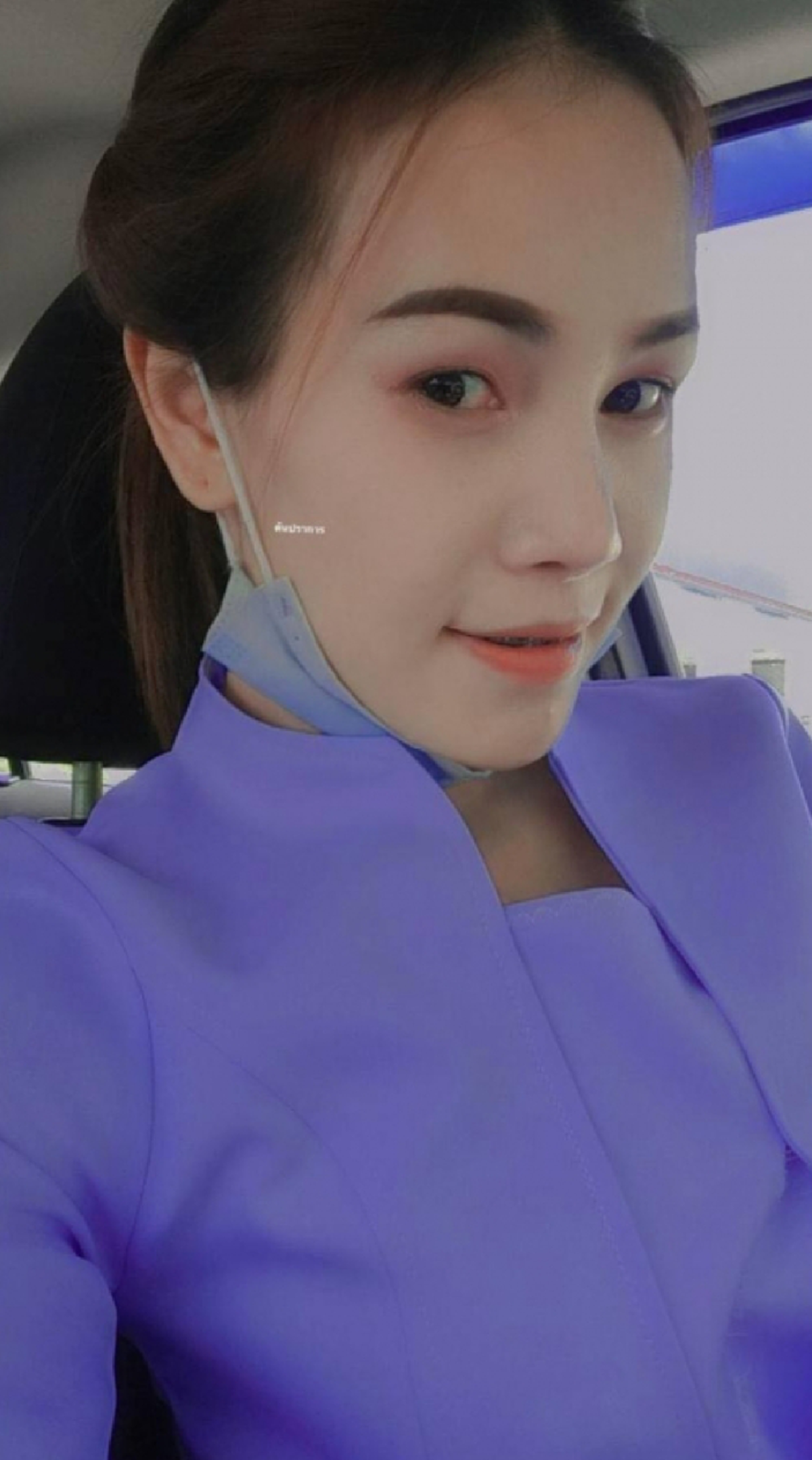 เปิดโฉมหน้า พยาบาลสาว ถอดรองเท้าให้คนไข้ใส่ วิ่งหนีโรงงานกิ่งแก้วระเบิด