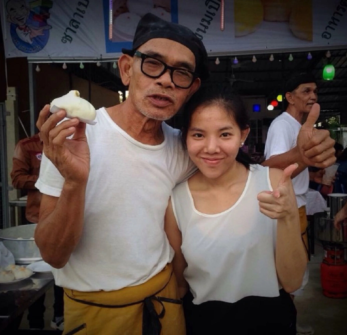 เปิดโฉมหน้าลูกทั้ง 2 คน “ป๋าเทพ โพธิ์งาม” หลังห่างหายจากวงการ ผันตัวเป็นพ่อค้าขายขนม