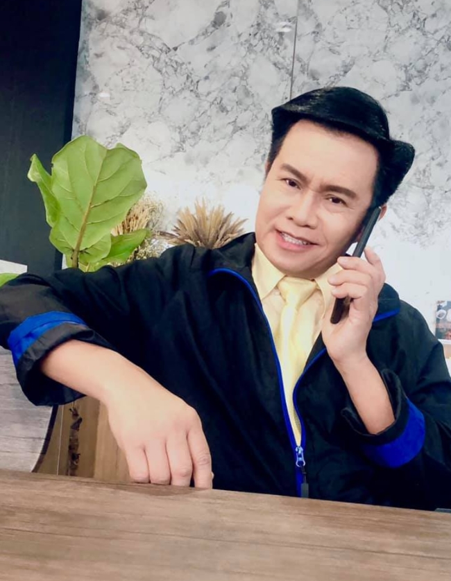 โฉมหน้าเมีย มนต์สิทธิ์ คำสร้อย ที่อายุห่างกัน 12 ปี คบกันมานานแต่ไม่ค่อยได้พาออกสื่อ