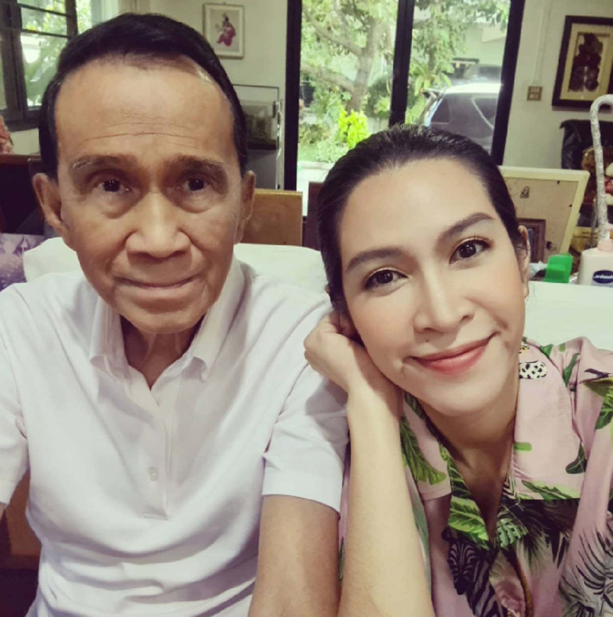  “อีฟ พุทธธิดา” ไม่ได้ไปเฝ้า “พ่อต้อย เศรษฐา” ให้คีโม มะเร็ง