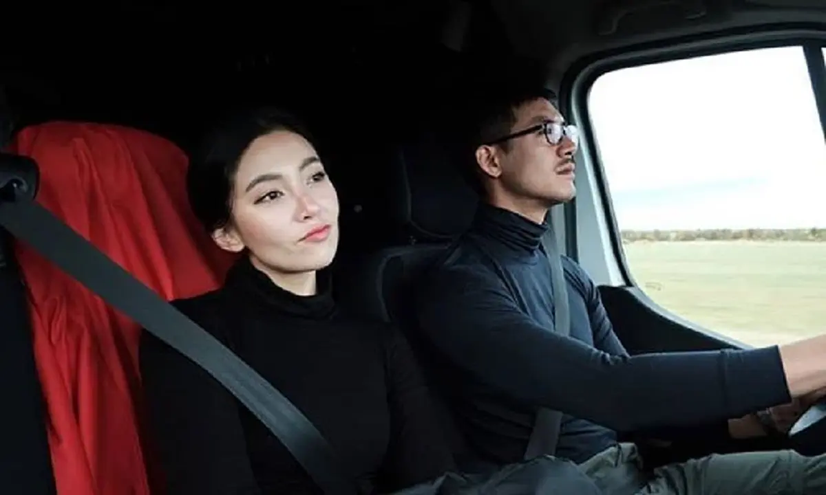 โผล่ชี้เป้า สาวปริศนา ถ่ายหนังระดับโลกคู่ เวียร์ อาจเป็นต้นตอ ทำรักร้าว