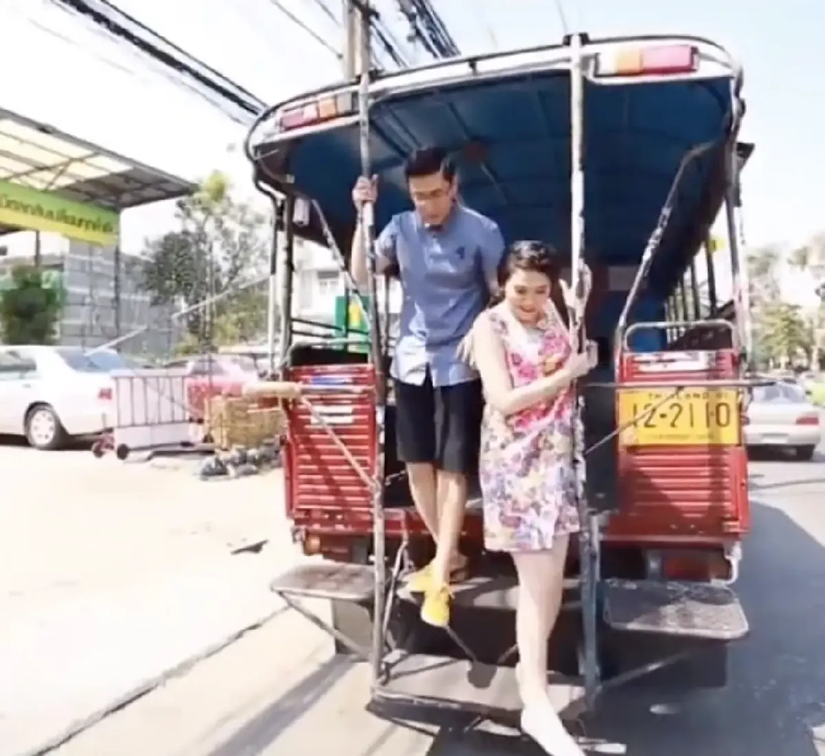 เมย์ ปทิดา กอด หนุ่ม กรรชัย