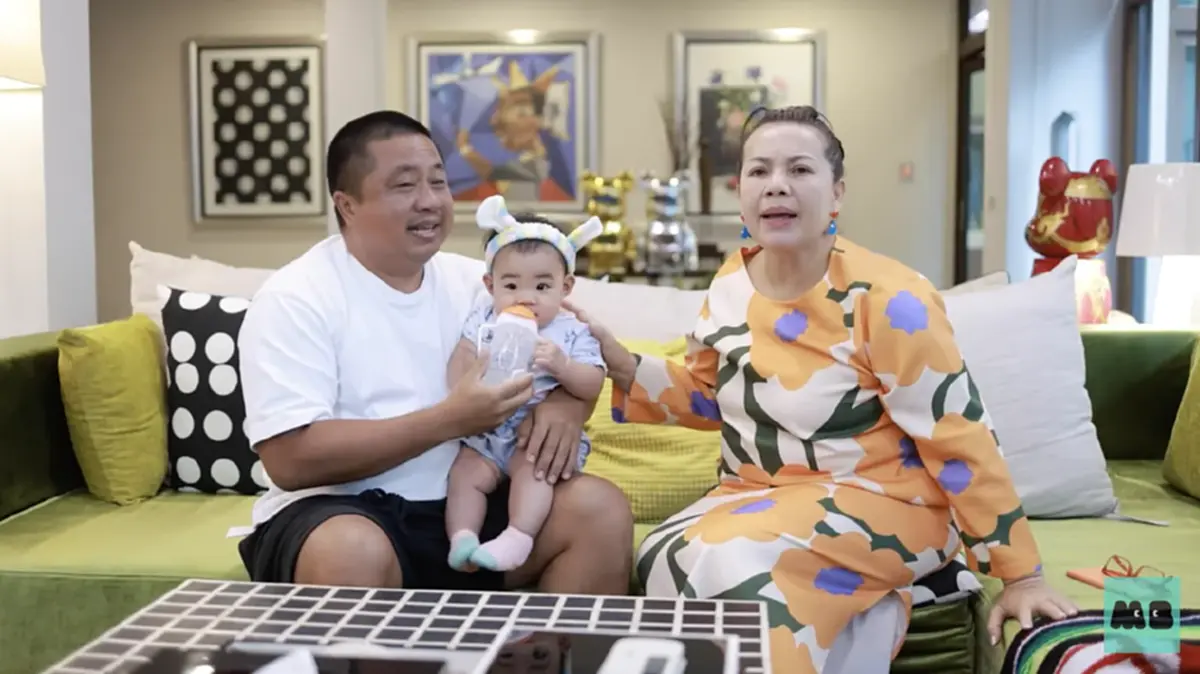 เปิดโฉมหน้าแม่แท้ๆ น้องแอลลี่ หลัง หนูแหม่ม รับเลี้ยงเป็นลูกบุญธรรม