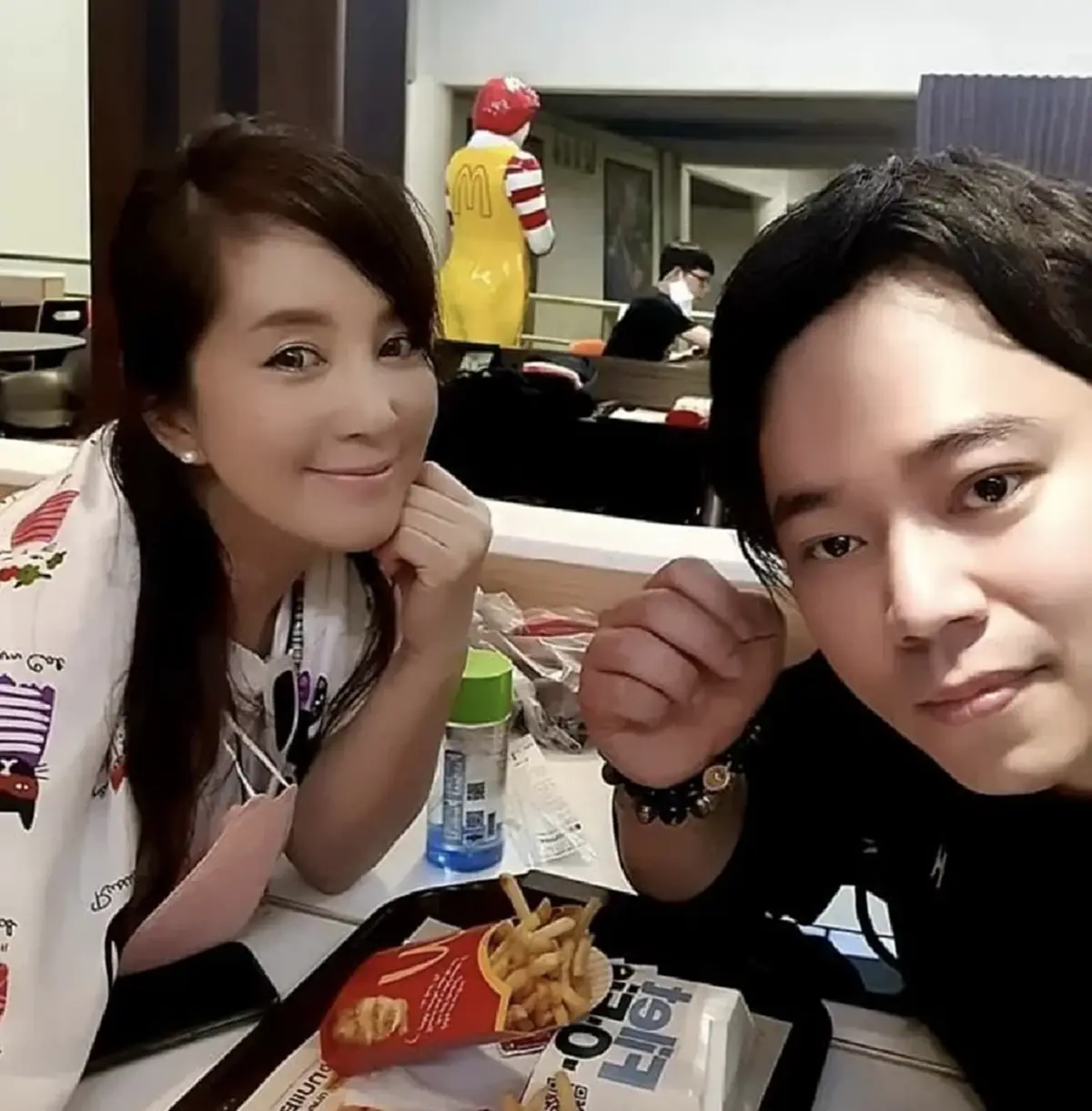 ต่าย สายธาร ประกาศโสด