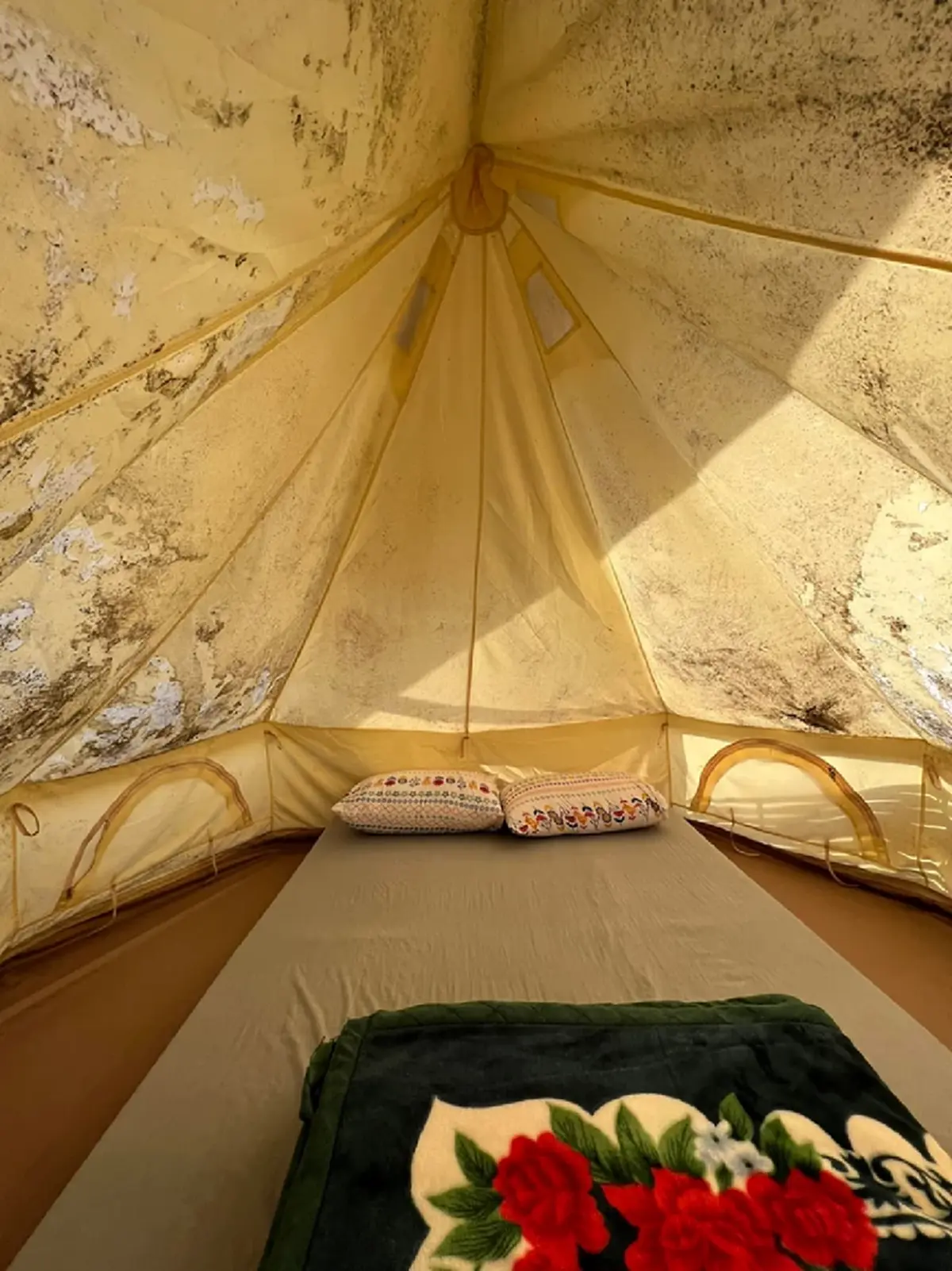 ที่พักดังโผล่แจงแล้ว  หลังดราม่าลูกค้าโวยเต็นท์รา ขอเปลี่ยนพนงเหวี่ยงใส่