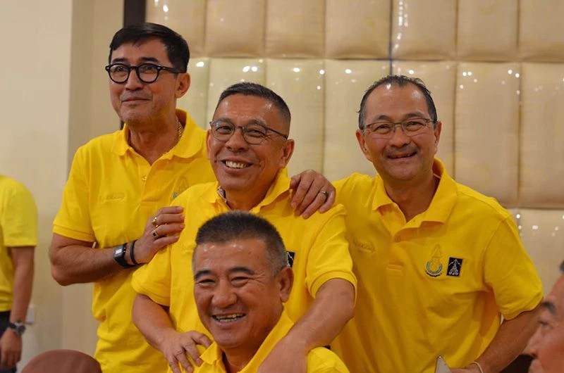 นก ฉัตรชัย กอดคอ บิ๊กหยม ขอคนไทยสนับสนุนไทยภักดีเข้าสภาฯ