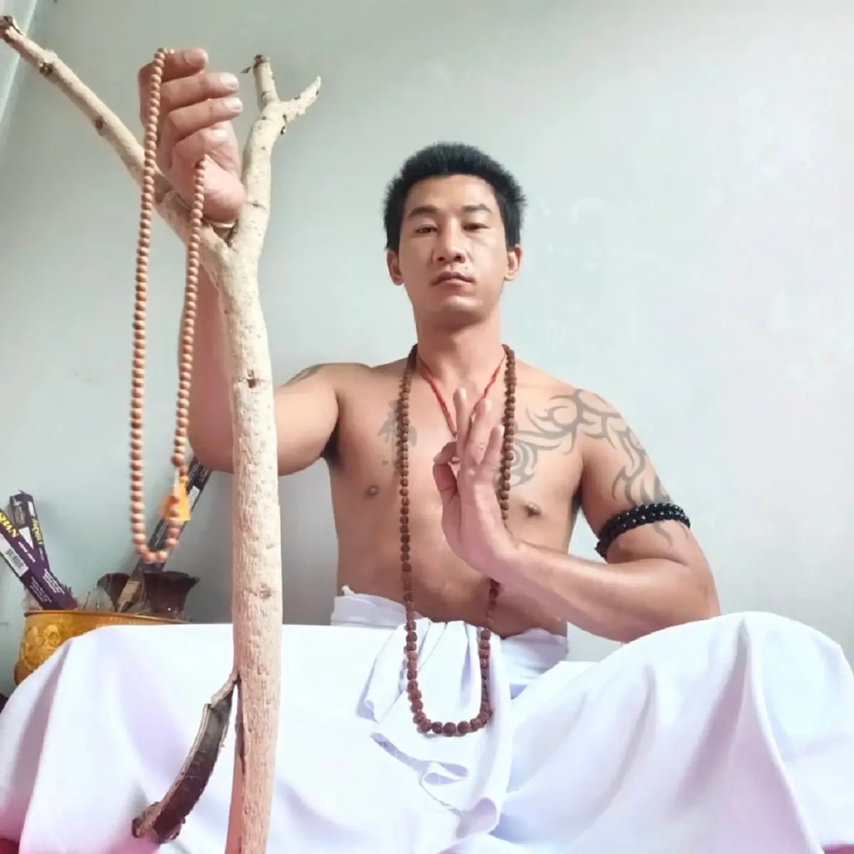 เจ้าของเซ่นไหว้ปริศนา วิญญาณ แตงโม นิดา  เส้นผมติดที่คอ เสียชีวิต ตกเรือ เเม่น้ำเจ้าพระยา กระติก