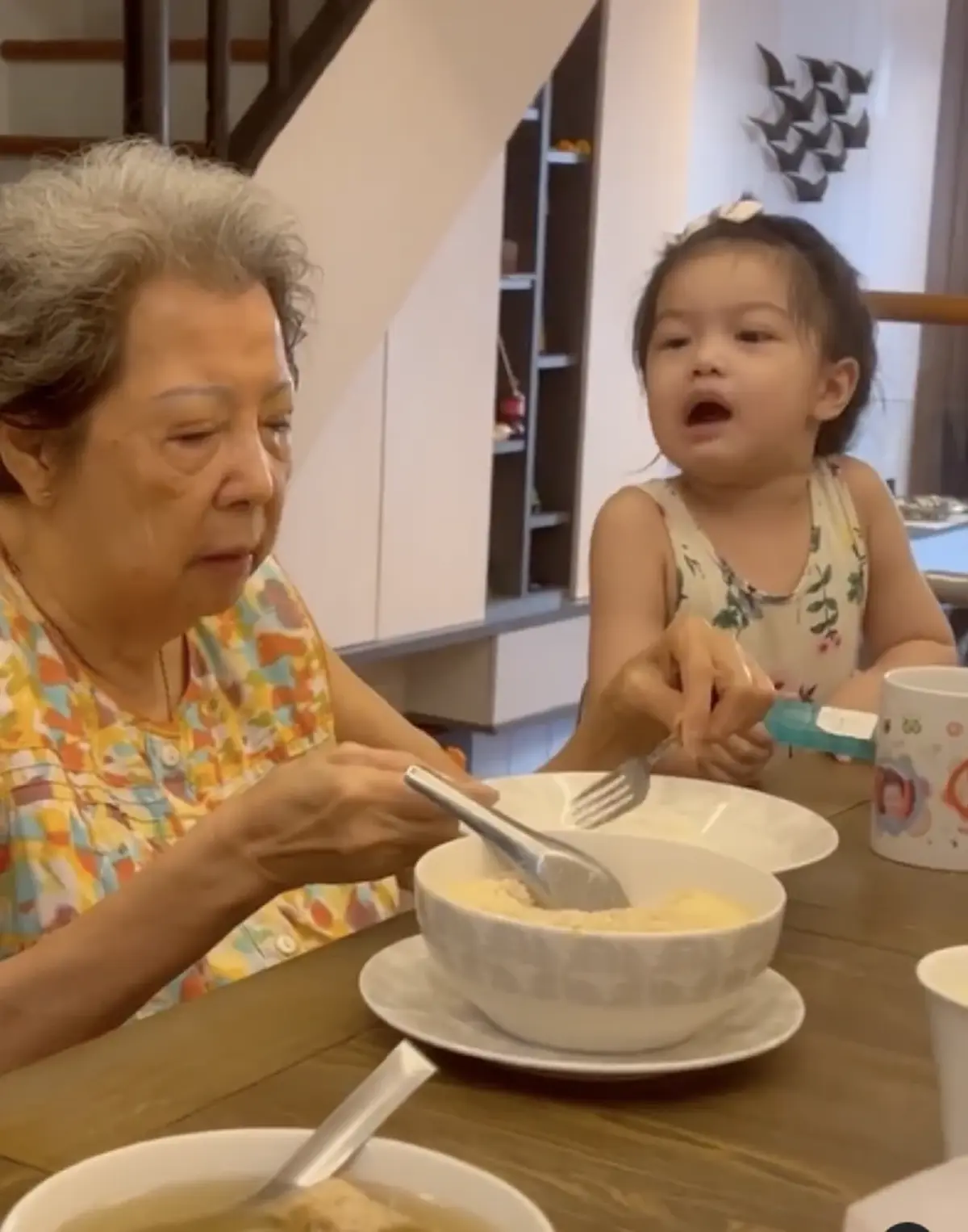 หนุ่ม ศรราม น้องวีจิ คุณย่ามยุรี