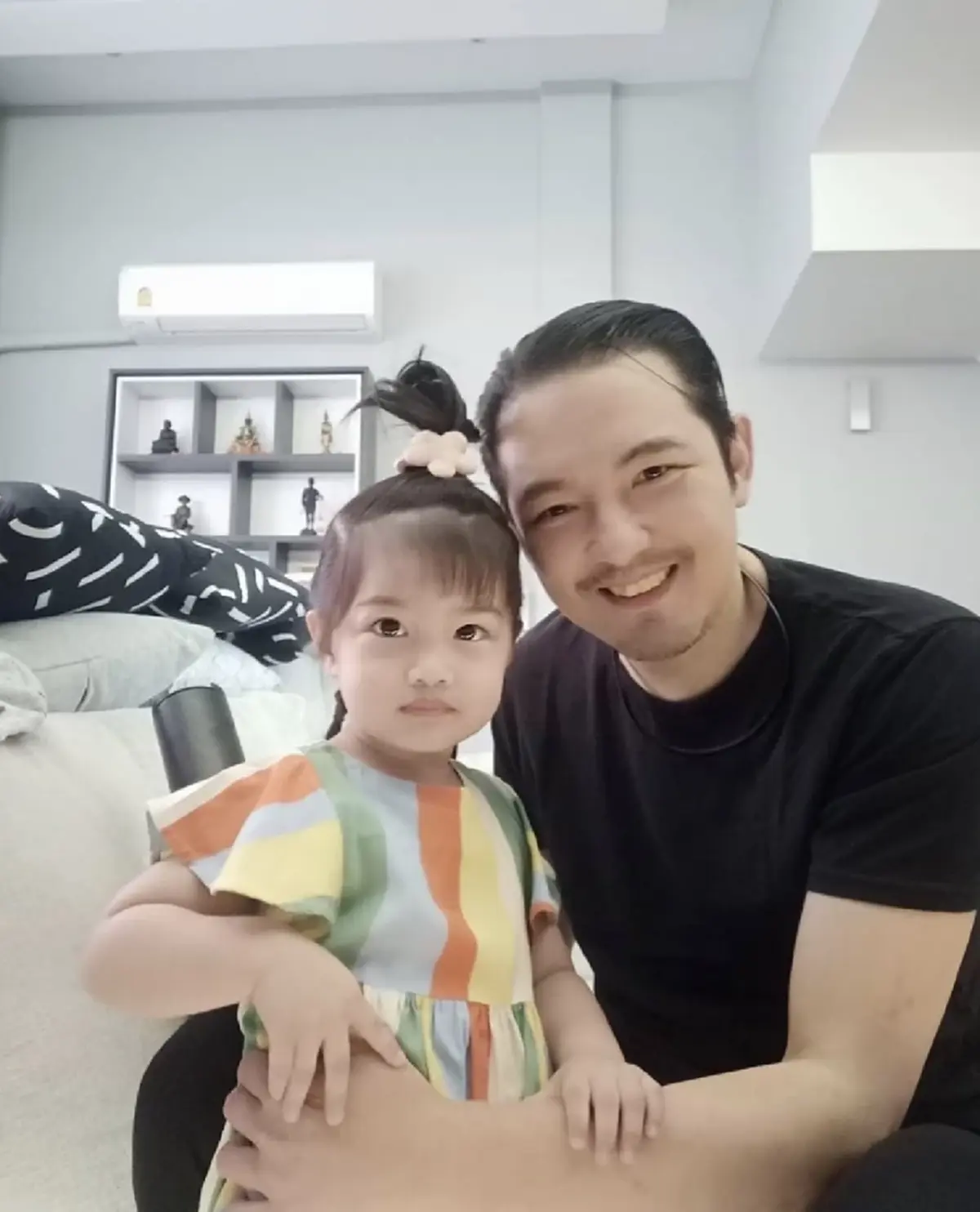 หนุ่ม ศรราม น้องวีจิ คุณย่ามยุรี