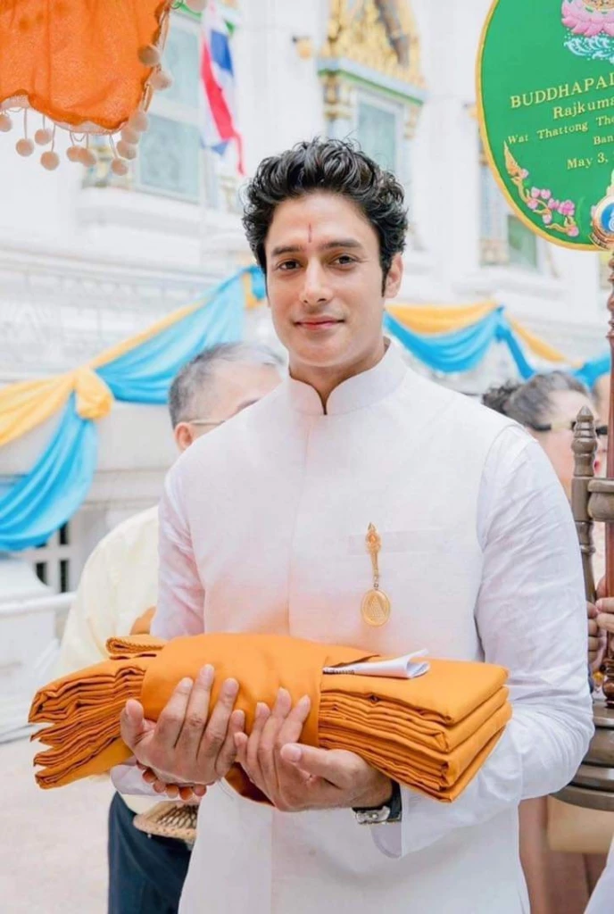 กากัน มาลิค ซุปตาร์บอลลีวูด พระเอกหนังพระพุทธเจ้า เตรียมบินมาอุปสมบทในไทย