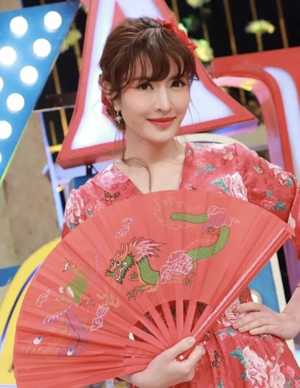 แอฟ ทักษอร เลิ่กลั่กโดนถามคนรู้ใจคนใหม่ / แอฟ ทักษอร โสด / แอฟ ทักษอร แฟน  