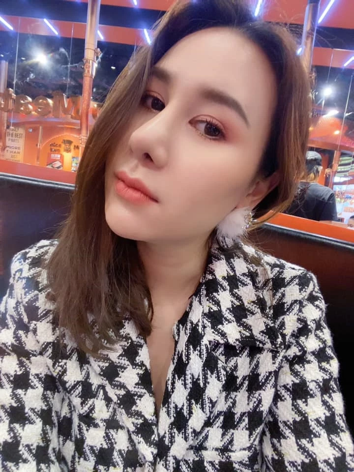 แซนวิช ภรรยาเก่าเสก โลโซ น็อตหลุด เจอเล่นแสบโดนเอาโซ่ล็อกบ้าน สาปยับเห็นแก่ตัว ลั่นผิดที่ไว้ใจ