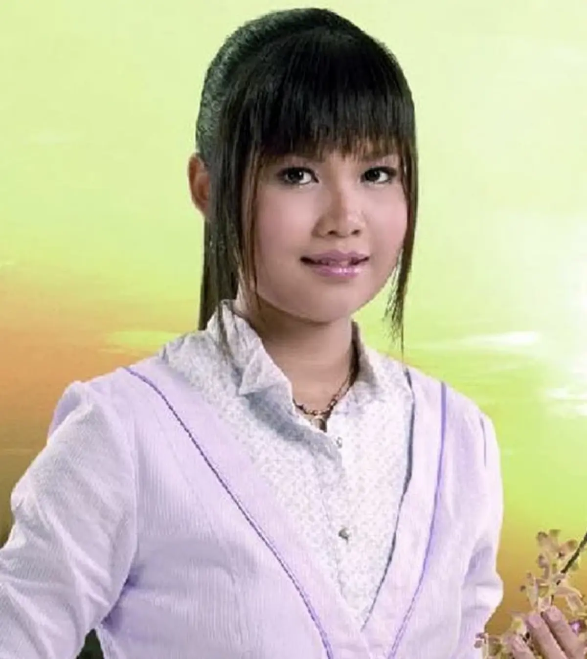 ภาพล่าสุด ตั๊กแตน ชลดา ผอมจนกระดูกไหปลาร้า