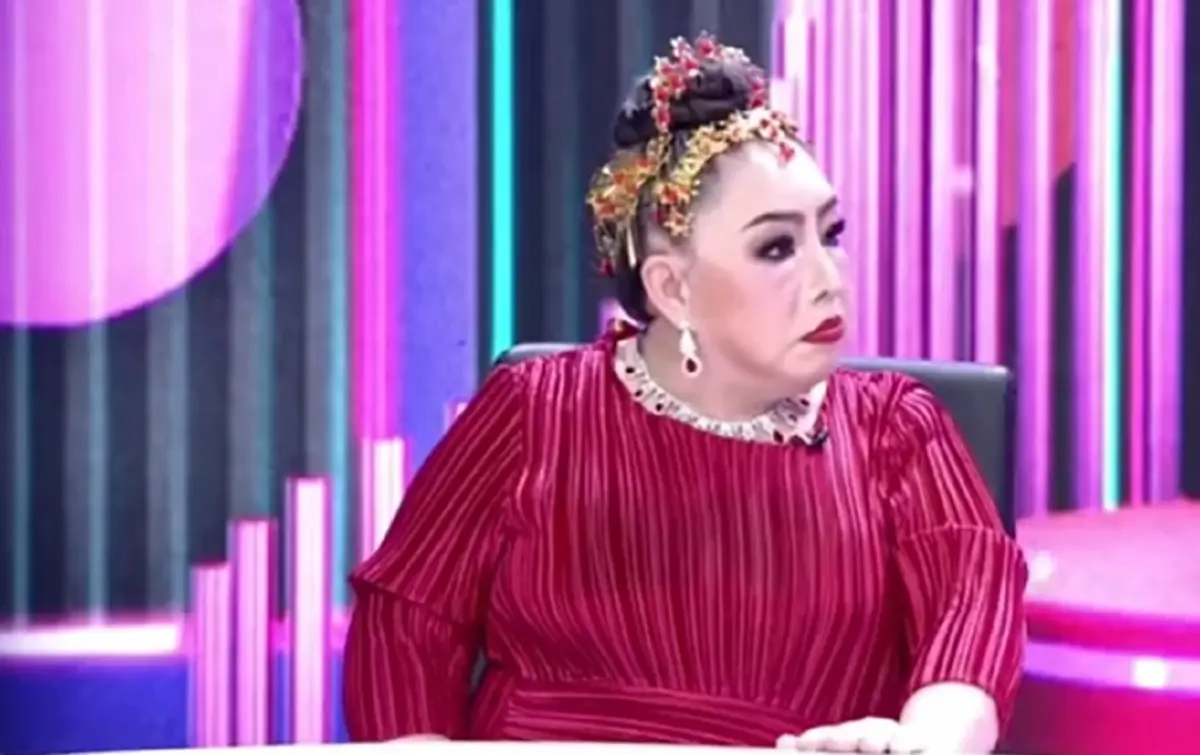 "หนูแหม่ม" หน้าเหวอโดน "ลีน่าจัง" ด่ายับกลางรายการสด ลามไปถึงโปรดิวเซอร์