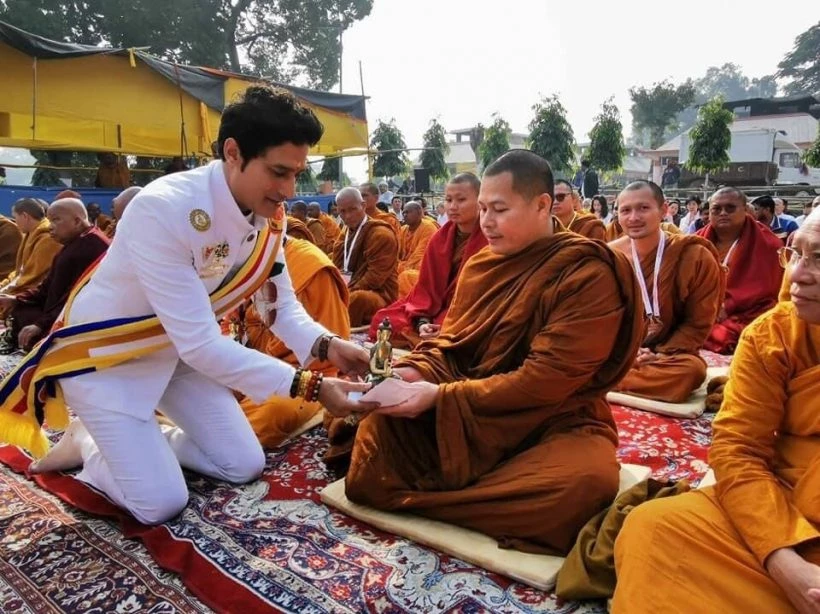 กากัน มาลิค ซุปตาร์บอลลีวูด พระเอกหนังพระพุทธเจ้า เตรียมบินมาอุปสมบทในไทย