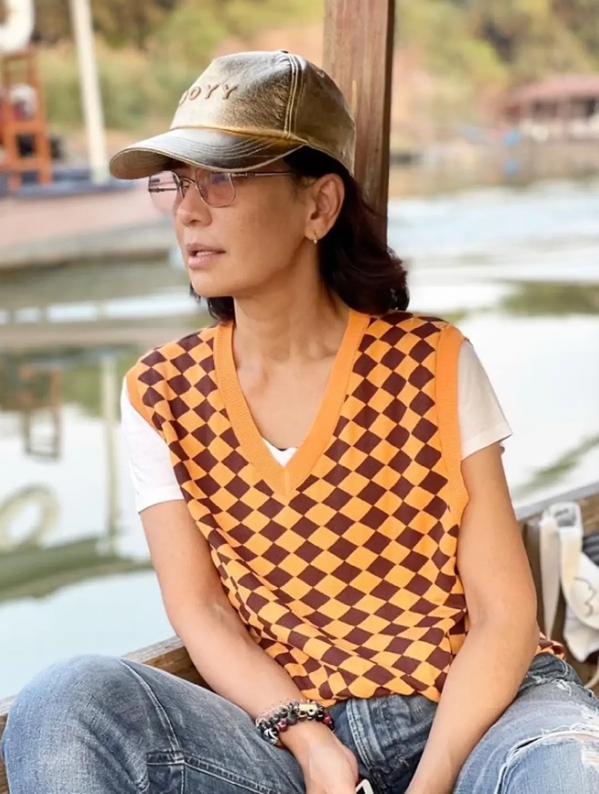 เปิ้ล หัทยา  แตงโม นิดา  งานศพ  เบิร์ด ซีดี อัลบั้ม ลูกหนัง ศีตลา ทัวร์ลง 