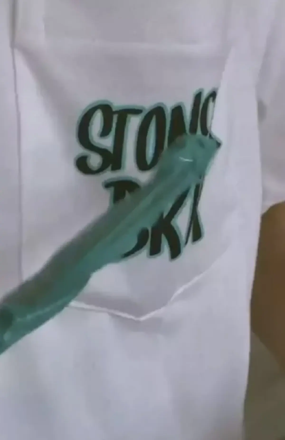 เผยเบื้องหลัง “เบิร์ด” แฟนแตงโม ผลิตเสื้อขาย ทำเองกับมือทุกขั้นตอน