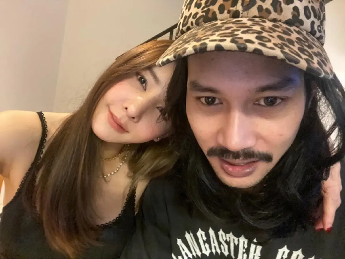 “เบิร์ด” เผยแบบเสื้อครั้งแรก ที่ออกแบบกับ “แตงโม” หลังเตรียมขายแค่ 1,000 ตัว