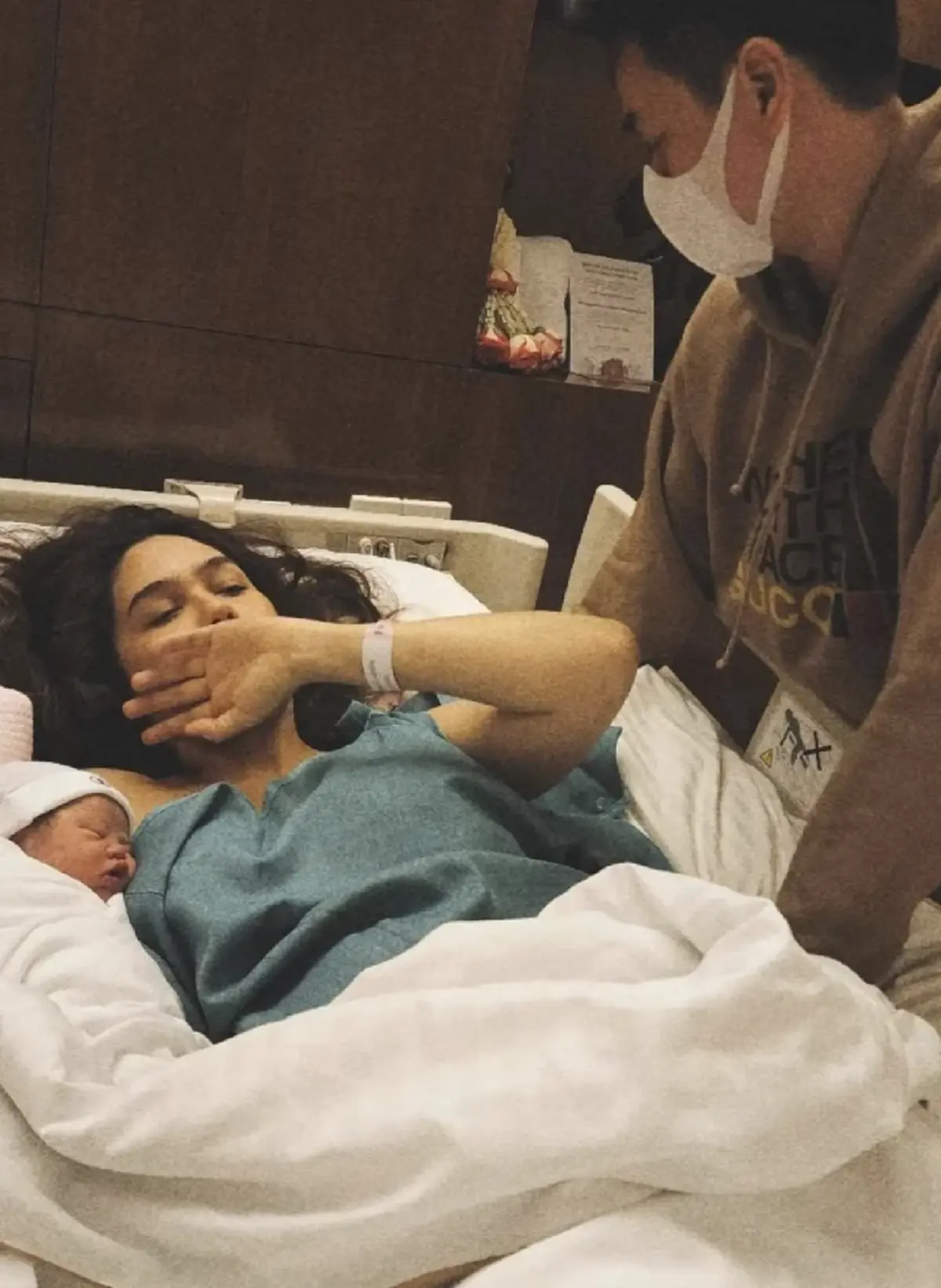 โน๊ต วิเศษ  ไปเจอหลานสาว น้องแอบิเกล / โน๊ต วิเศษ เคลื่อนไหวถึงหลานสาว น้องแอบิเกล