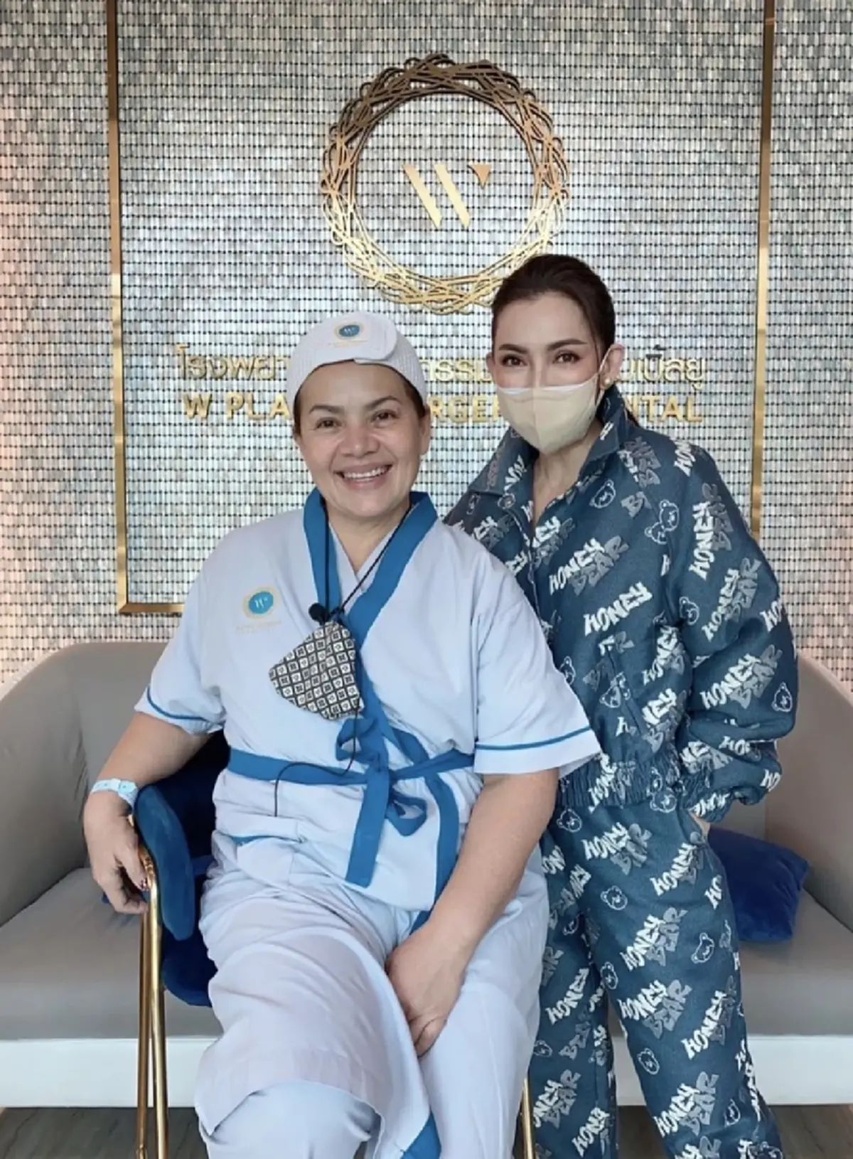  ปุ๊ก อาภัสรา หงสกุล อดใจไม่ไหวโผล่คอมเมนต์ หนูแหม่ม สุริวิภา / ภาพล่าสุด หนูแหม่ม สุริวิภา 