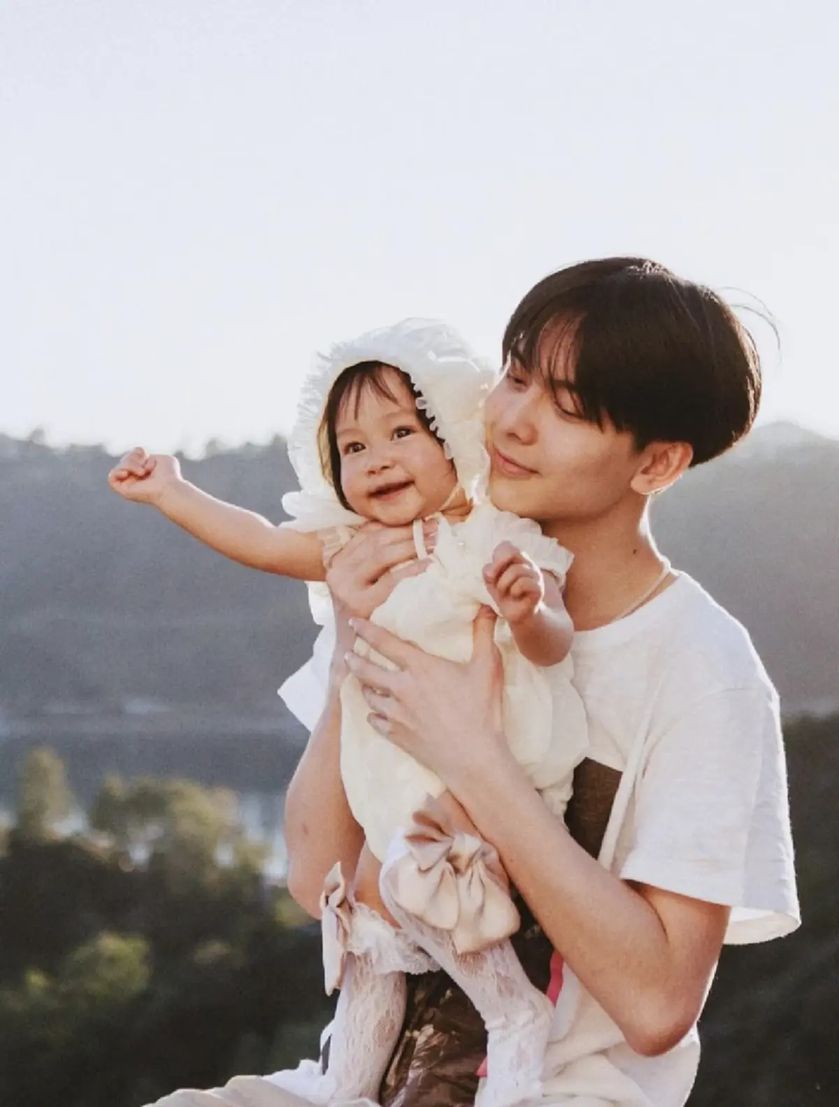 ภาพล่าสุด น้องอชิ ลูกชาย โบ ชญาดา-ฟลุค เกริกพล หล่อมาก