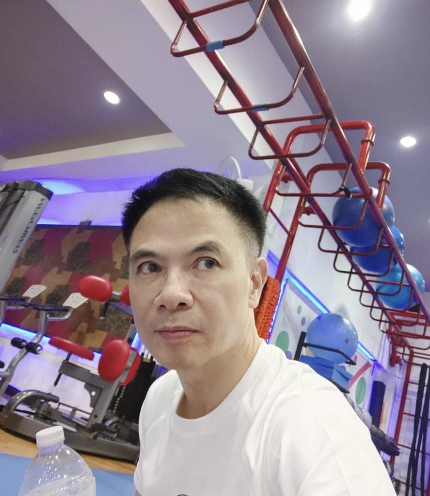 ส่องภาพล่าสุด  หมู ดิลก  นักเเสดงรุ่นใหญ่ วันเกิด  หล่อ เกาหลีมาก