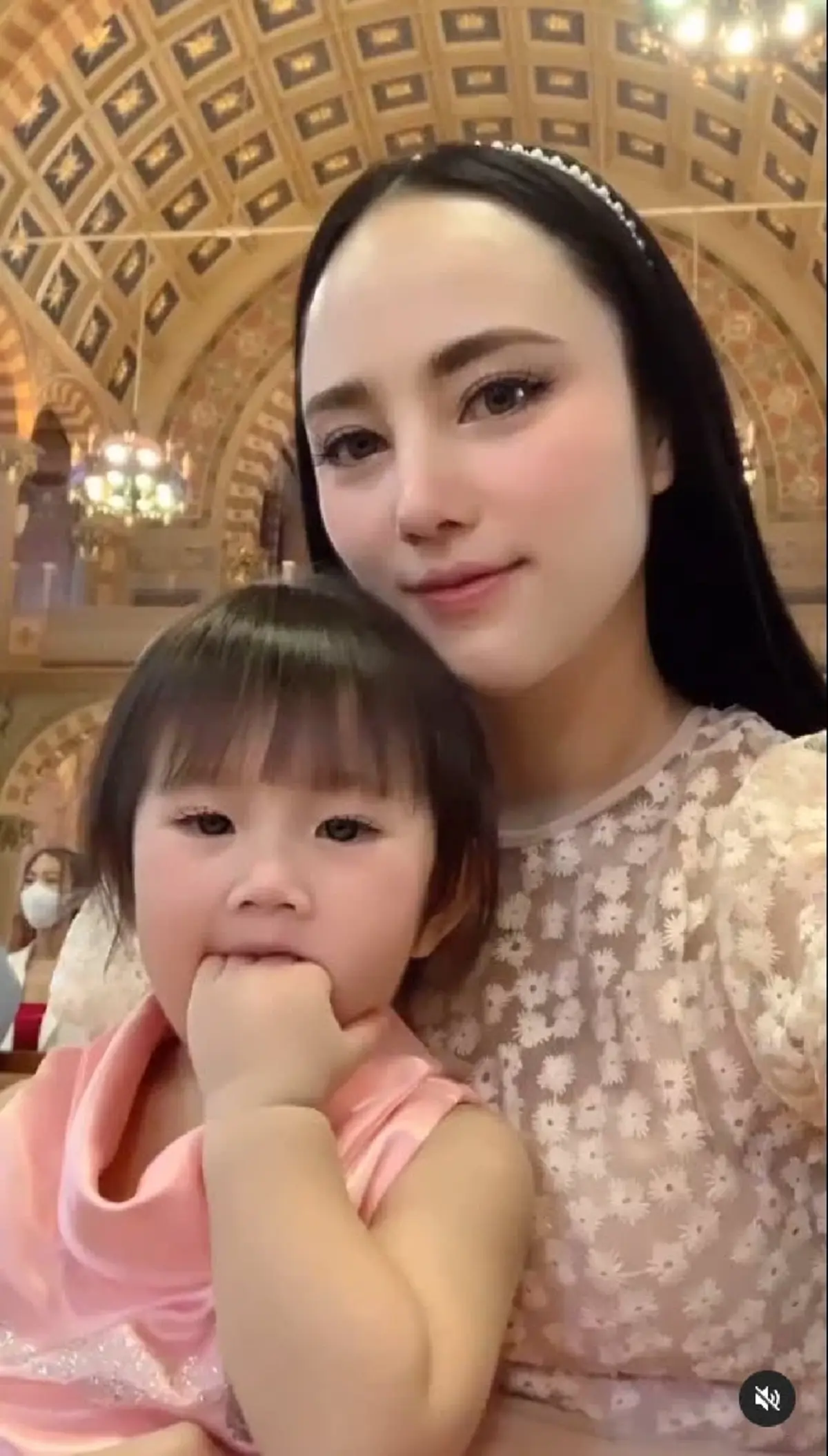  ส่องภาพล่าสุด กุญแจซอล หลังรับบทบาท คุณแม่ลูก 3