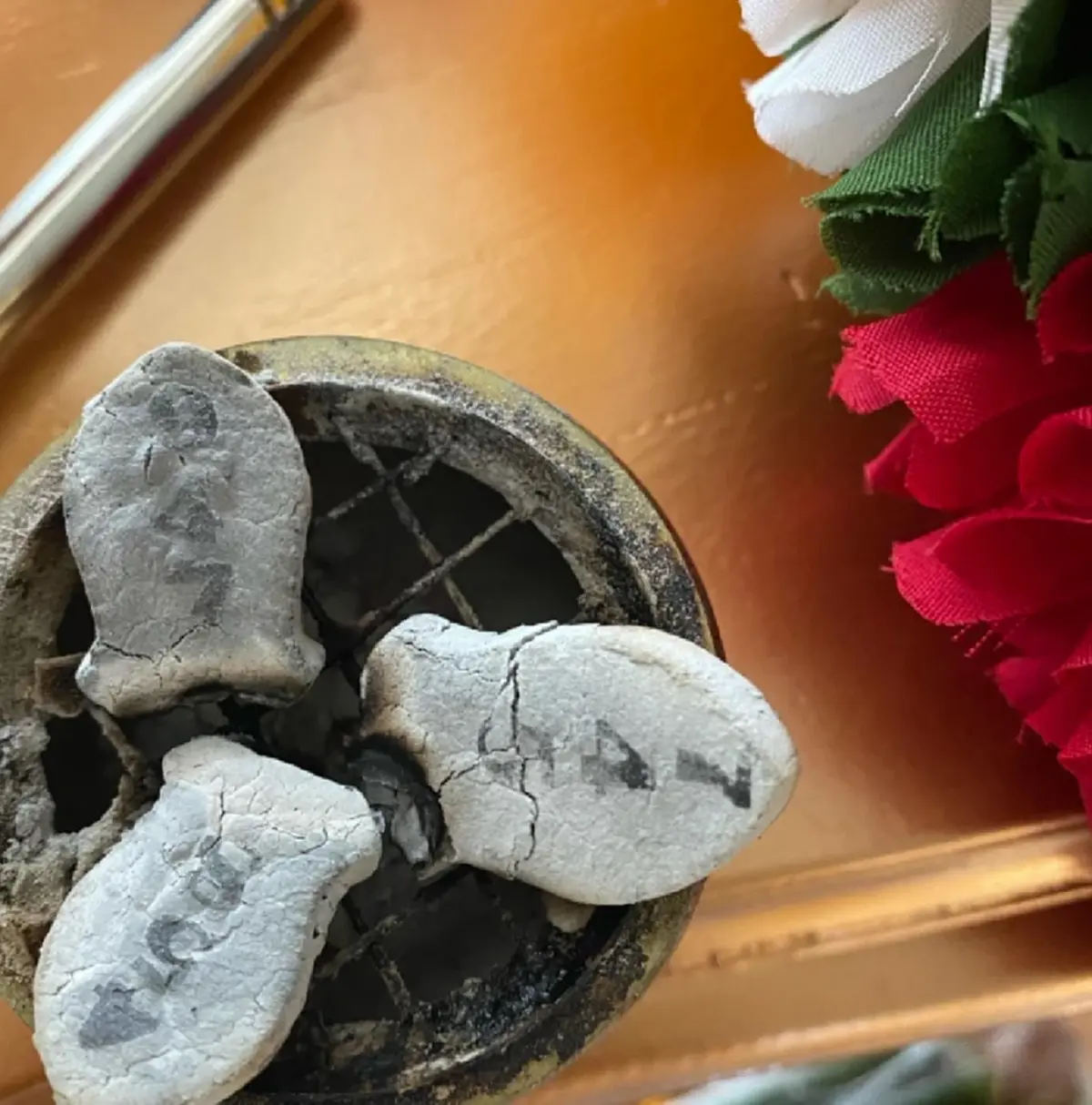  ส่องเลขธูป ฮาย อาภาพร จุดบอกโชค งวด 1/6/65